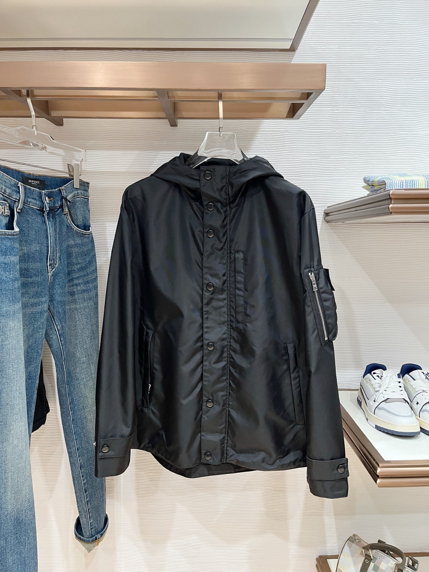 _dM-9sMm6-S2PV4rjFHjSeLYRx8otz1ez7oS4ZlQ