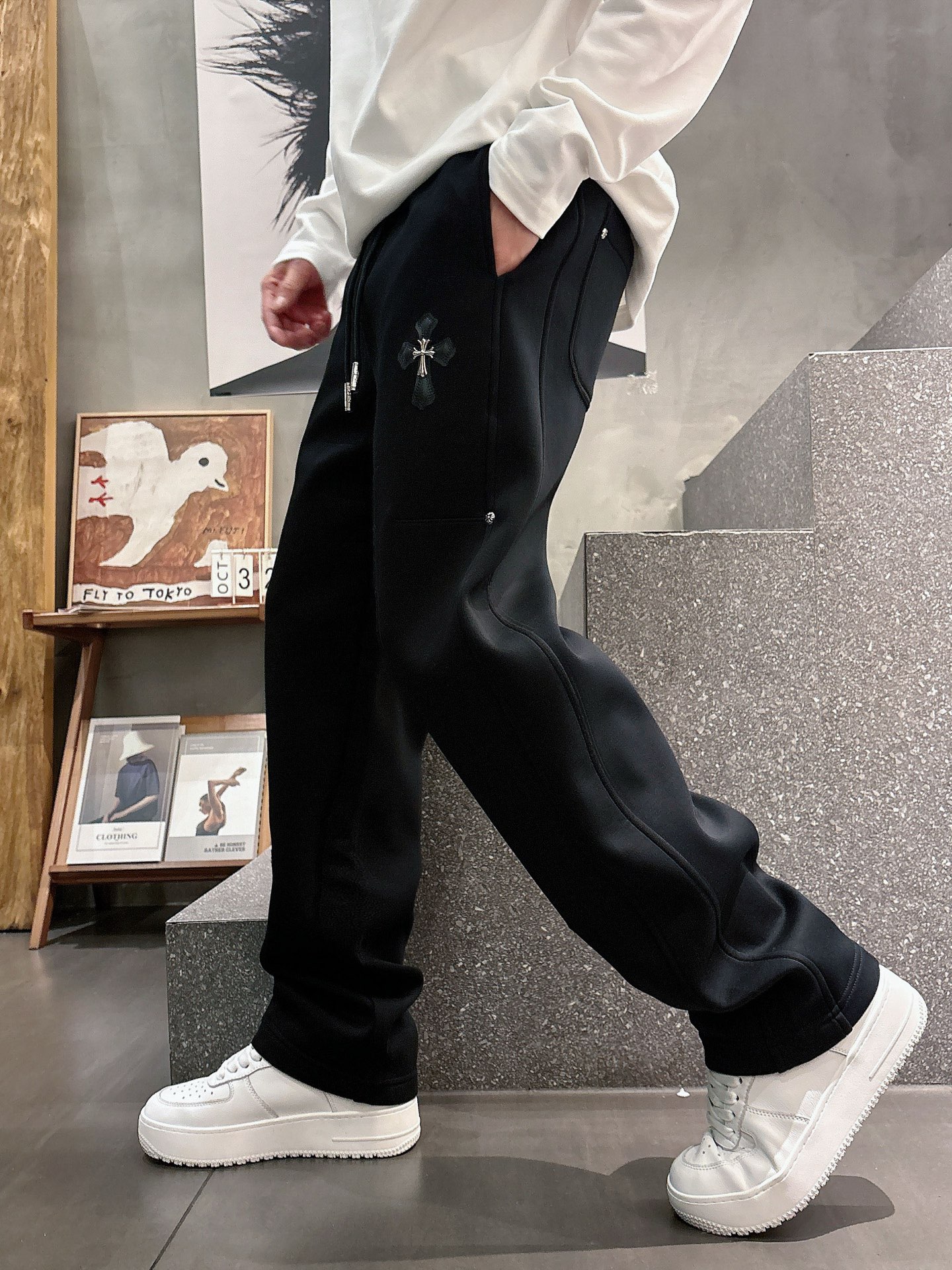 🌾 克罗心 🆕2025秋冬新款休闲裤！官网同步发售。品牌经典LOGO休闲裤 ，定制面料，舒适度极好，手触