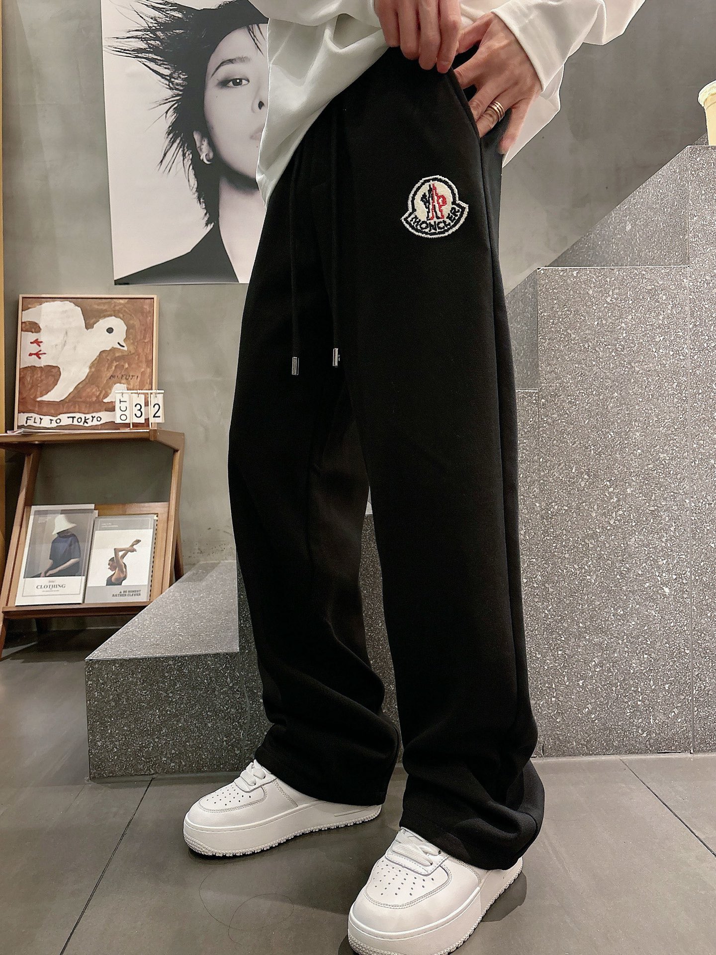 🌾 蒙口 🆕2025秋冬新款休闲裤！官网同步发售。品牌经典LOGO休闲裤 ，定制面料，舒适度极好，手触感