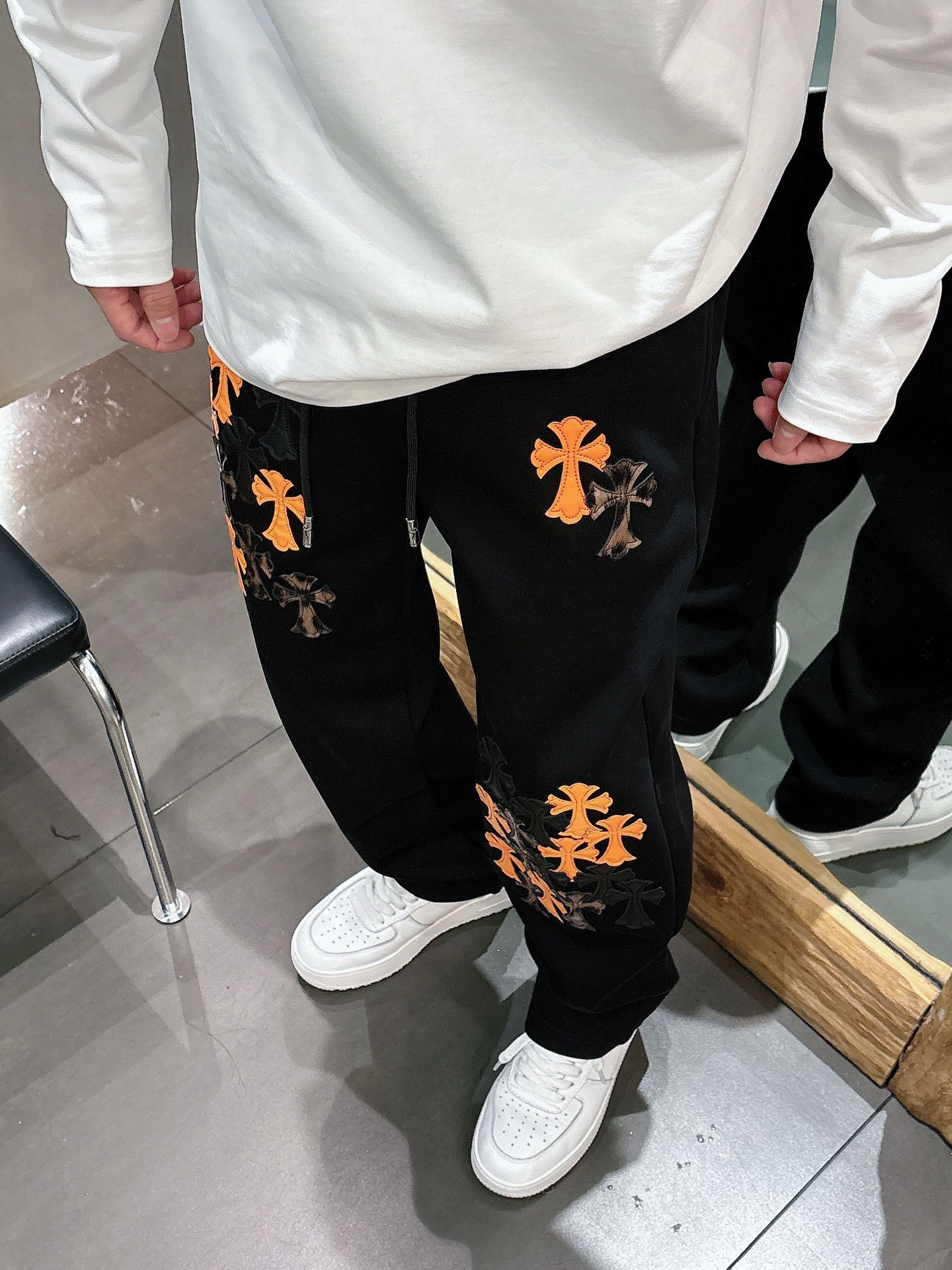 🌾 克罗心 🆕2025秋冬新款休闲裤！官网同步发售。品牌经典LOGO休闲裤 ，定制面料，舒适度极好，手触