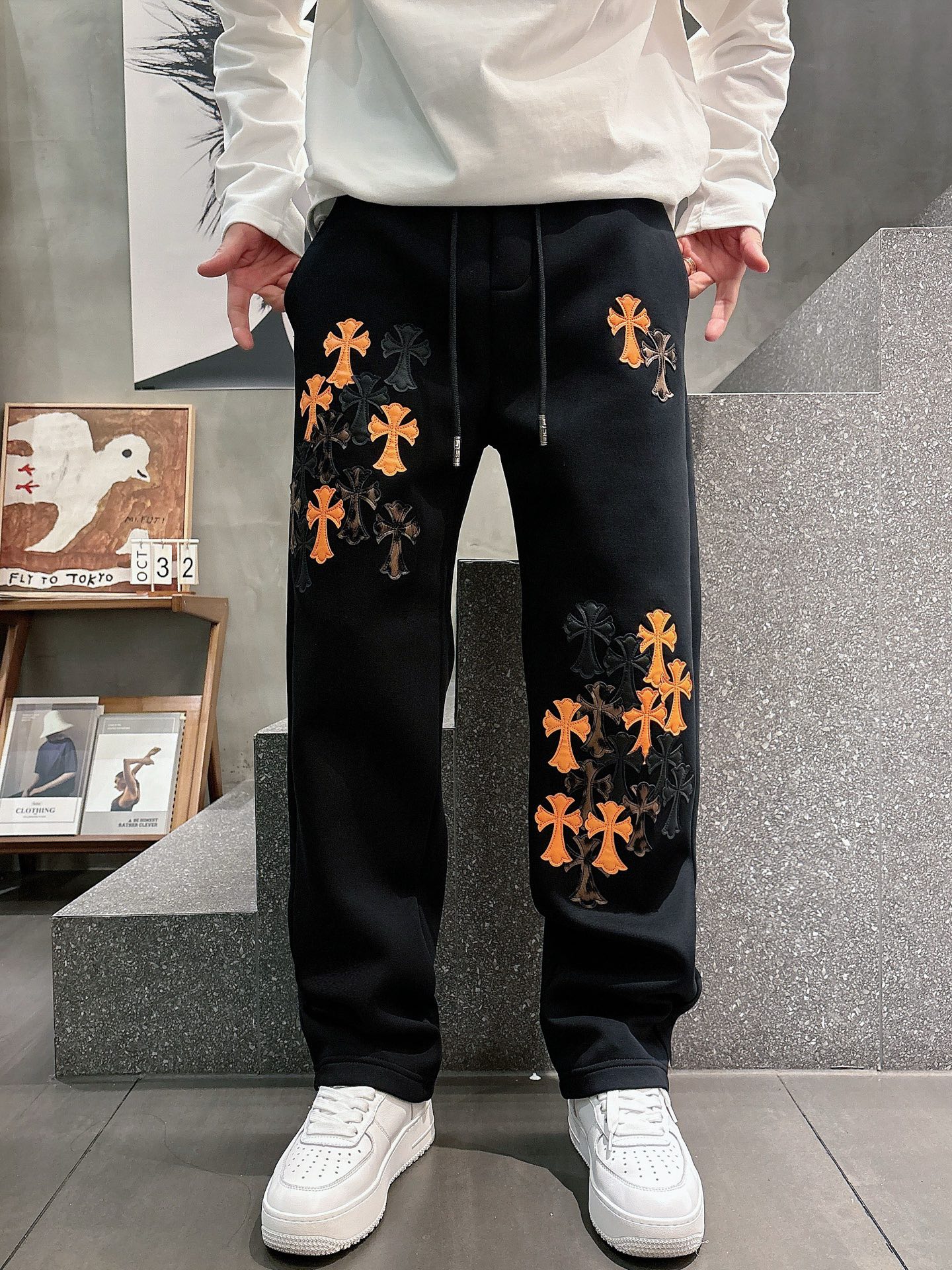 🌾 克罗心 🆕2025秋冬新款休闲裤！官网同步发售。品牌经典LOGO休闲裤 ，定制面料，舒适度极好，手触