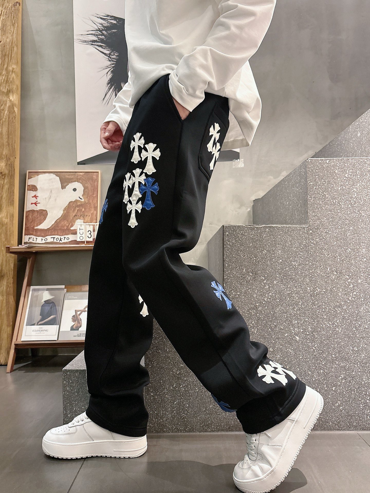 🌾 克罗心 🆕2025秋冬新款休闲裤！官网同步发售。品牌经典LOGO休闲裤 ，定制面料，舒适度极好，手触