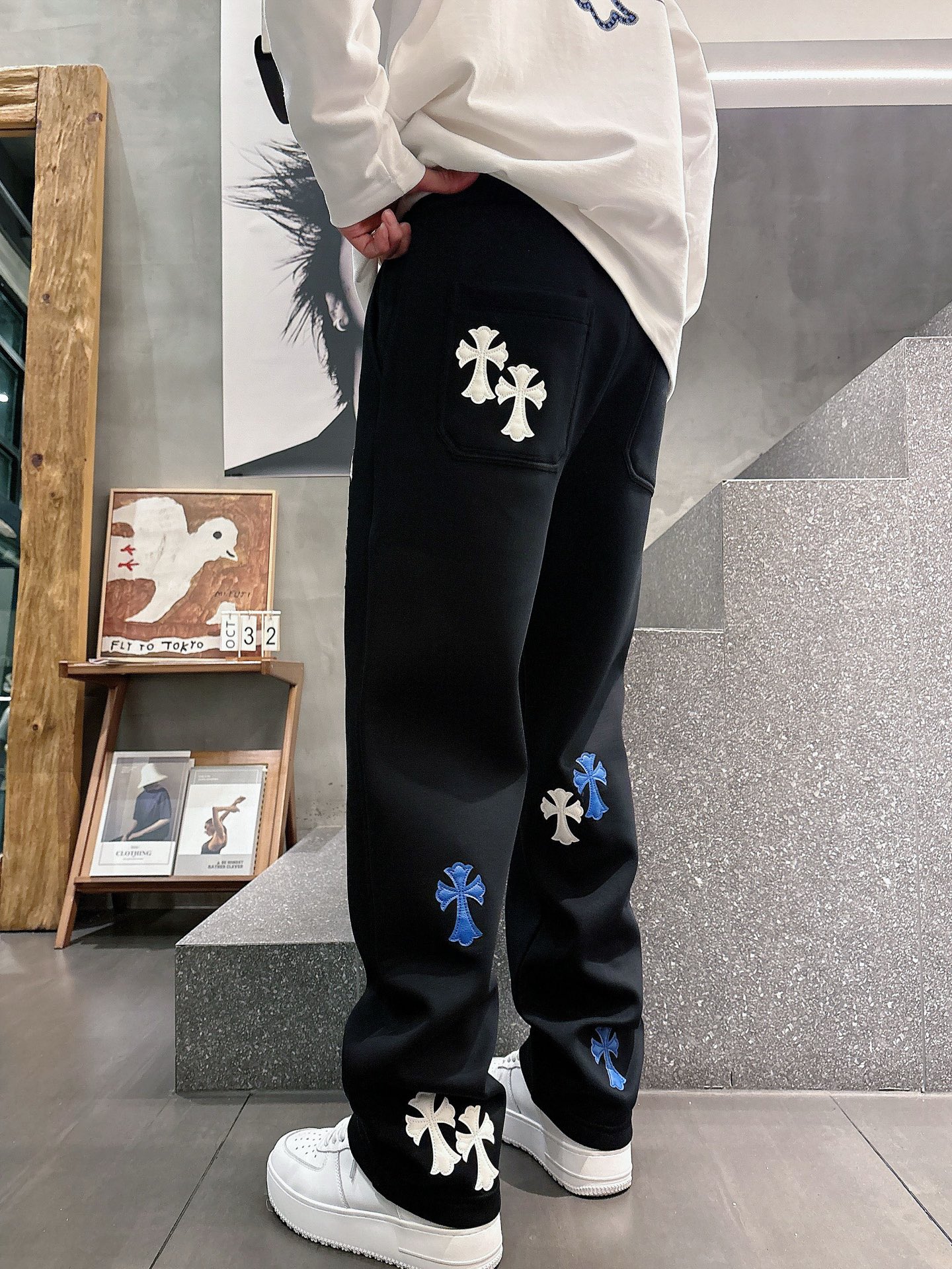 🌾 克罗心 🆕2025秋冬新款休闲裤！官网同步发售。品牌经典LOGO休闲裤 ，定制面料，舒适度极好，手触