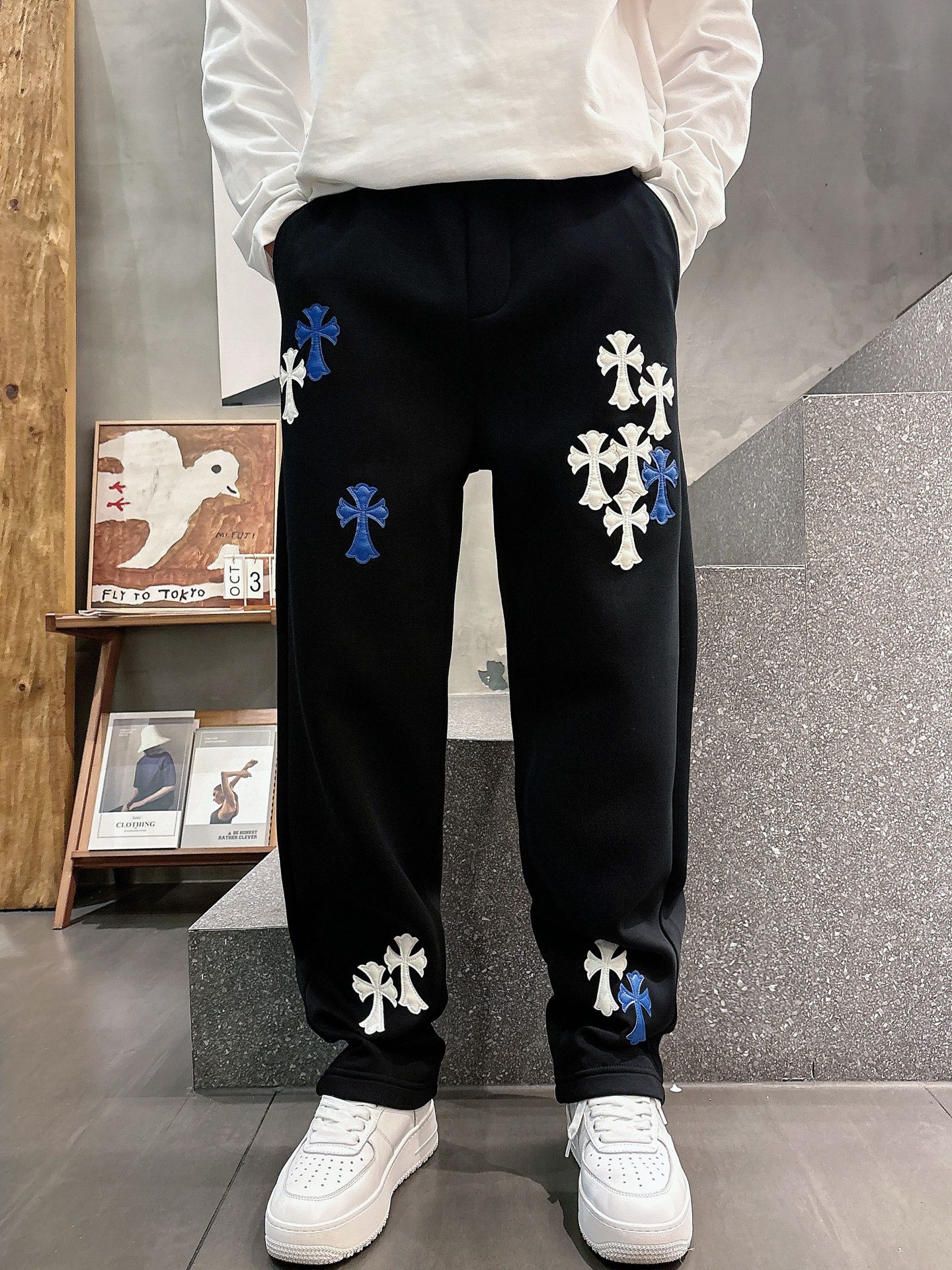 🌾 克罗心 🆕2025秋冬新款休闲裤！官网同步发售。品牌经典LOGO休闲裤 ，定制面料，舒适度极好，手触