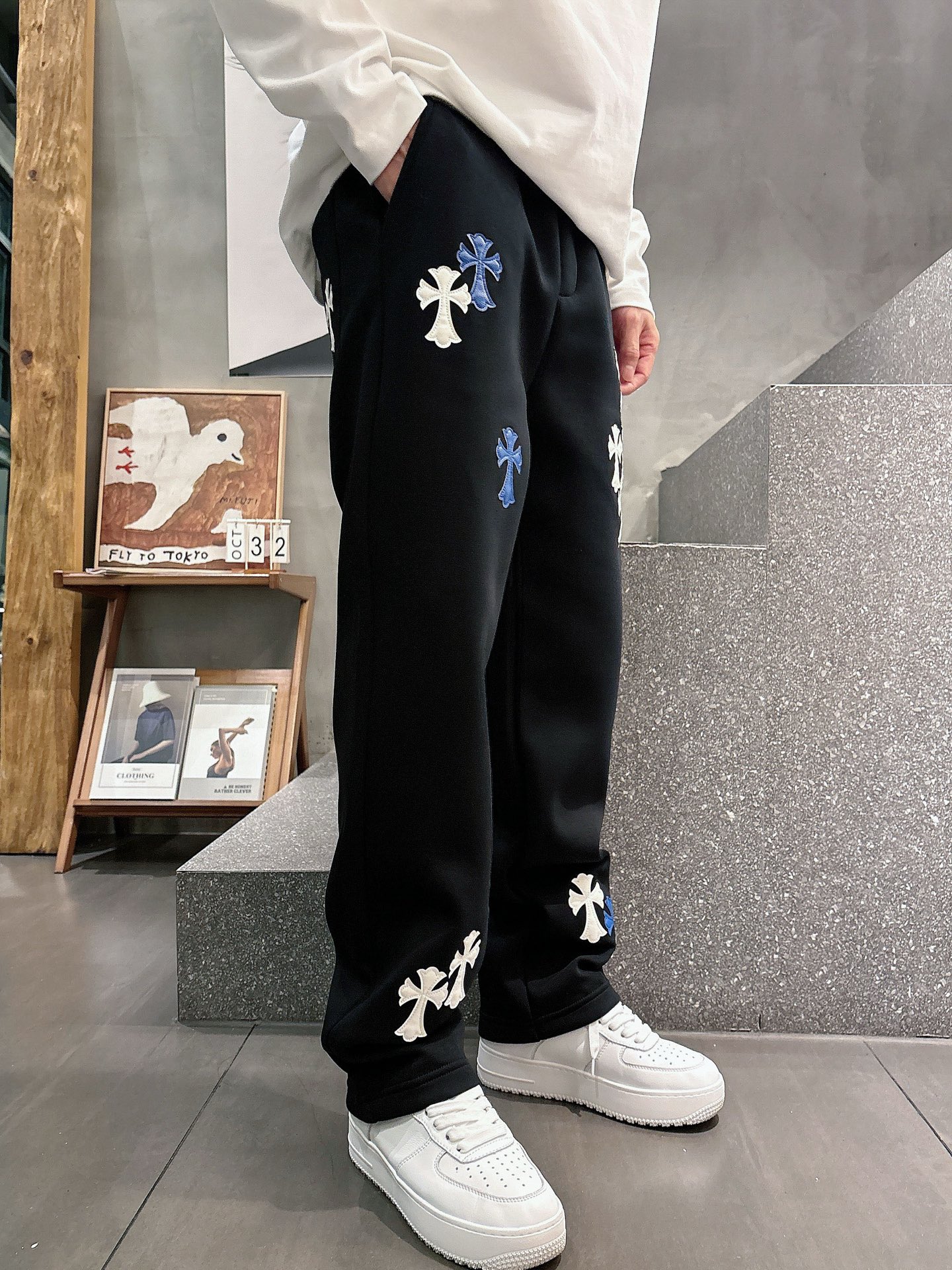 🌾 克罗心 🆕2025秋冬新款休闲裤！官网同步发售。品牌经典LOGO休闲裤 ，定制面料，舒适度极好，手触