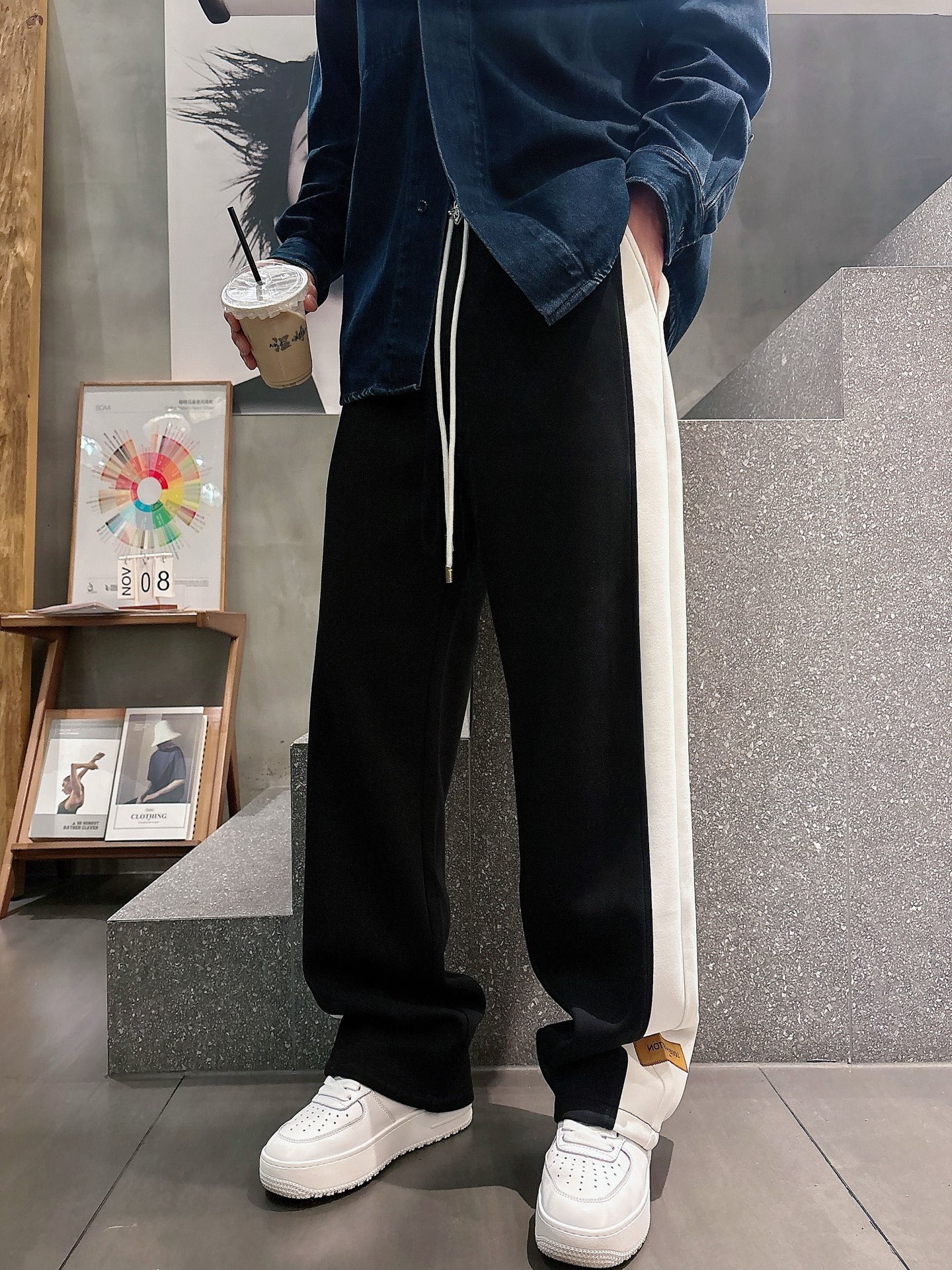 🌾 LV 🆕2025秋冬新款休闲裤！官网同步发售。品牌经典LOGO休闲裤 ，定制面料，舒适度极好，手触感