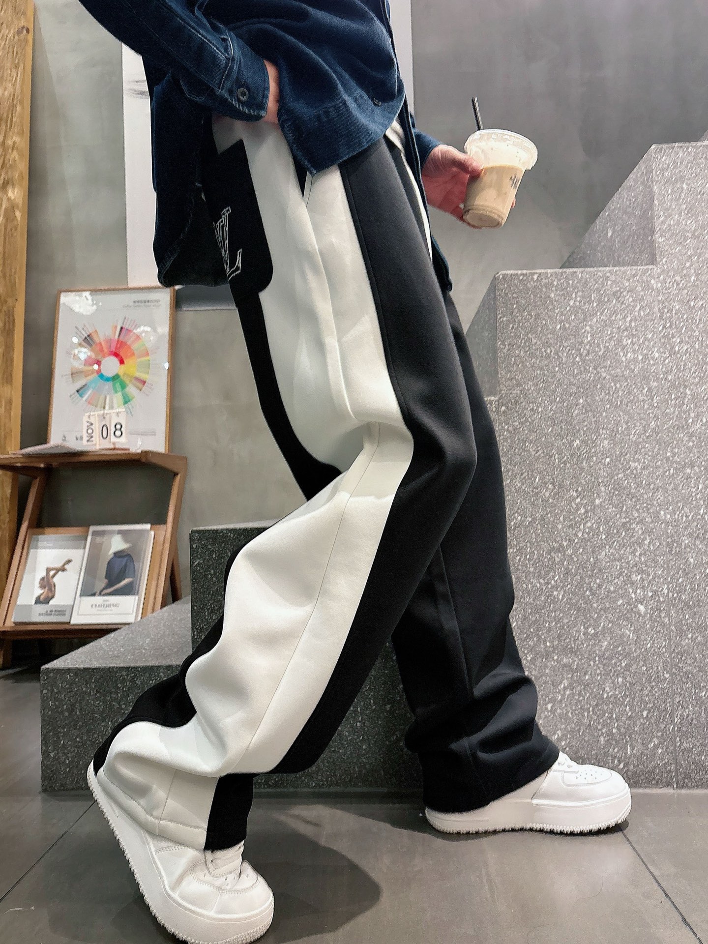 🌾 LV 🆕2025秋冬新款休闲裤！官网同步发售。品牌经典LOGO休闲裤 ，定制面料，舒适度极好，手触感