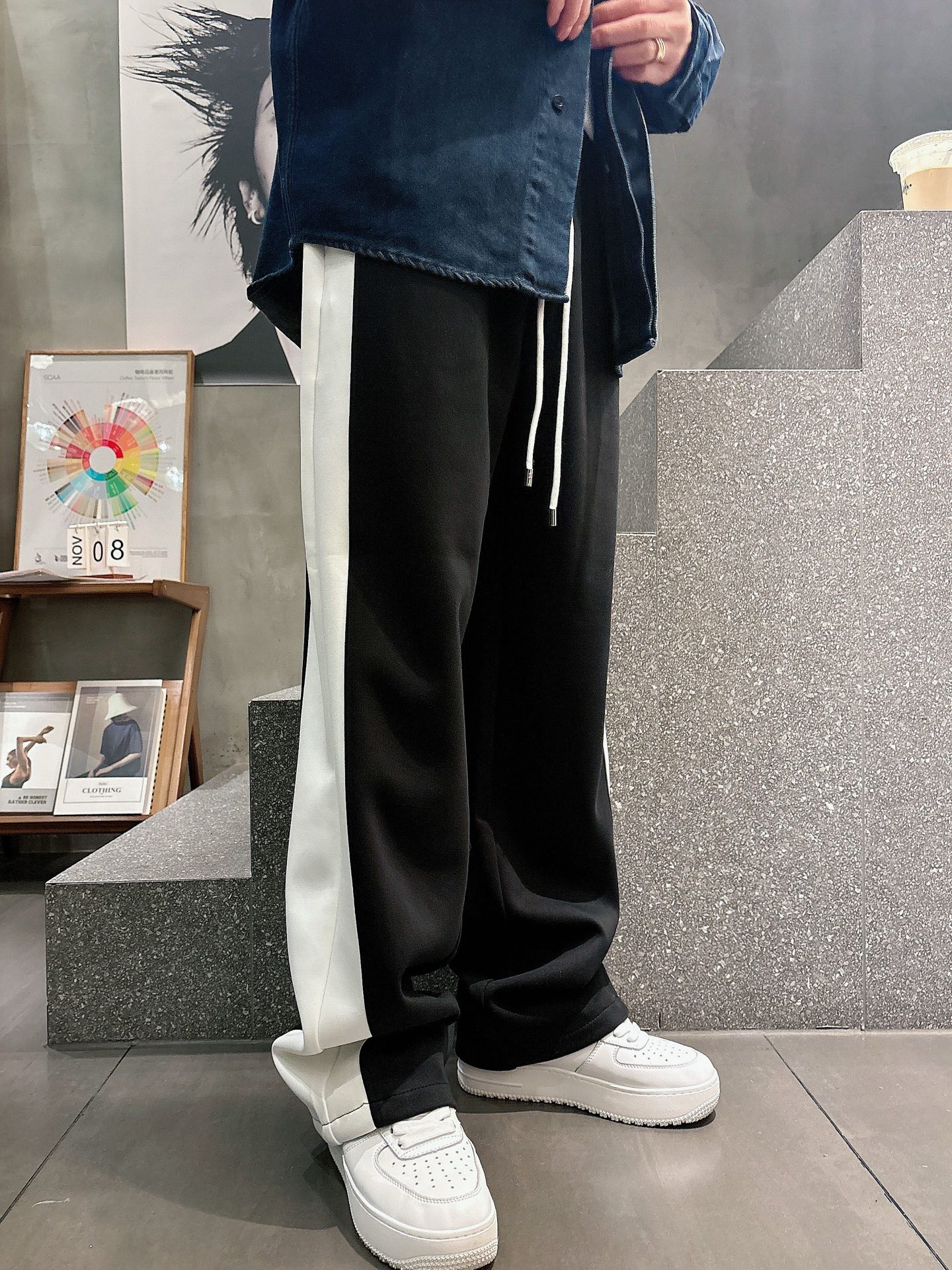 🌾 LV 🆕2025秋冬新款休闲裤！官网同步发售。品牌经典LOGO休闲裤 ，定制面料，舒适度极好，手触感