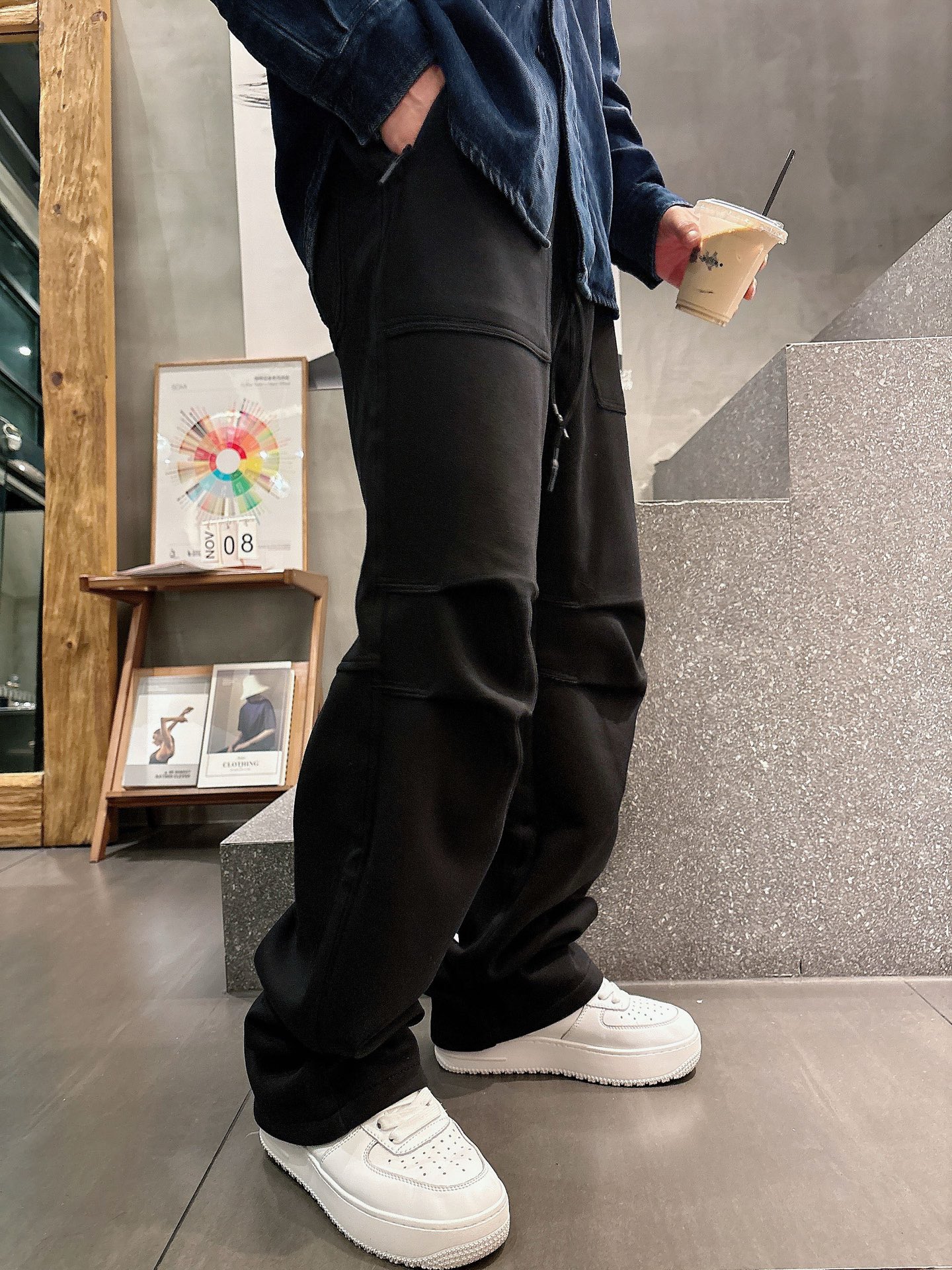 🌾 Y3 🆕2025秋冬新款休闲裤！官网同步发售。品牌经典LOGO休闲裤 ，定制面料，舒适度极好，手触感