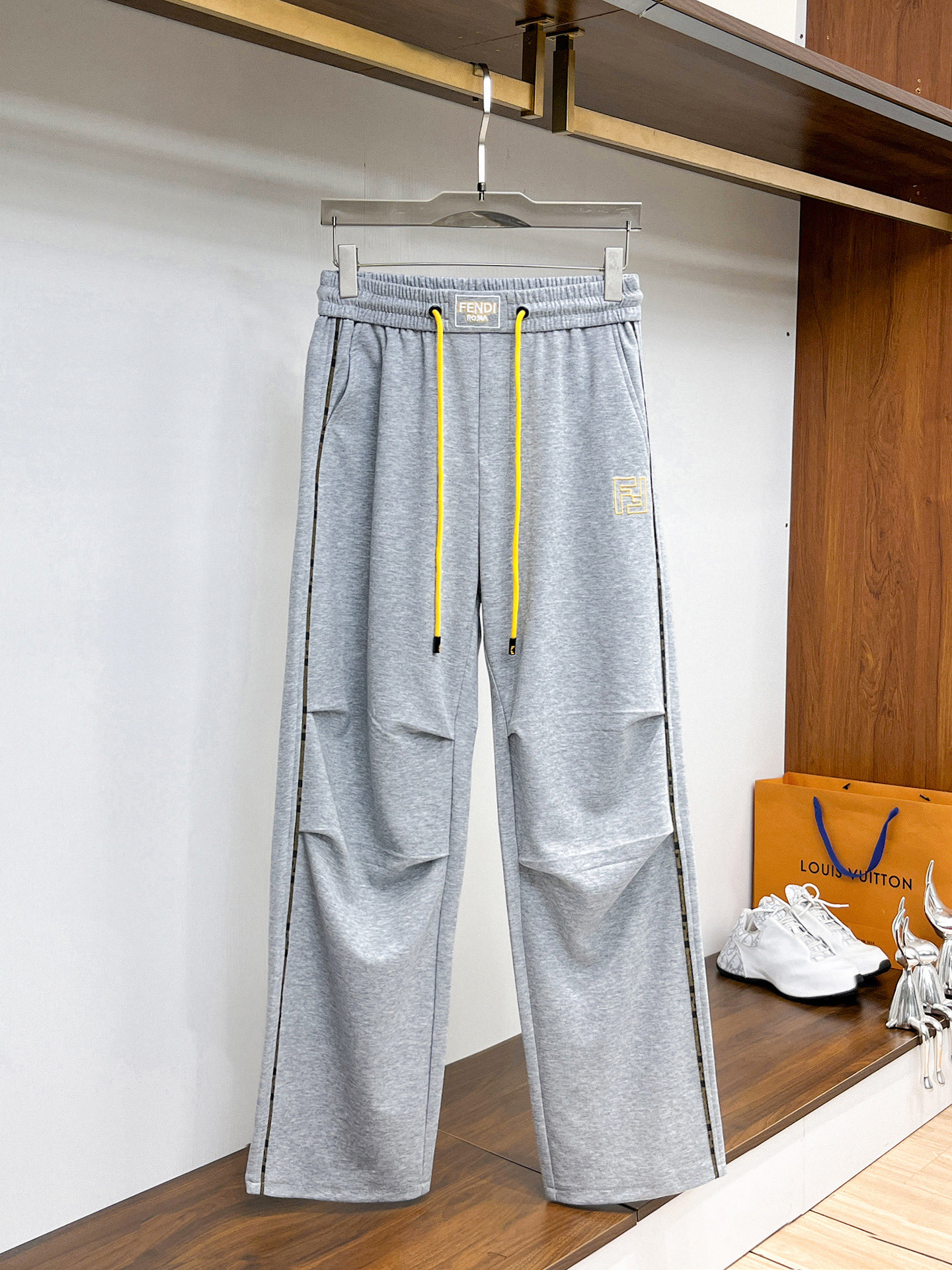 _d639skayCKFjDphqw1ZR4-eNmoV99QMpNhWd8mg