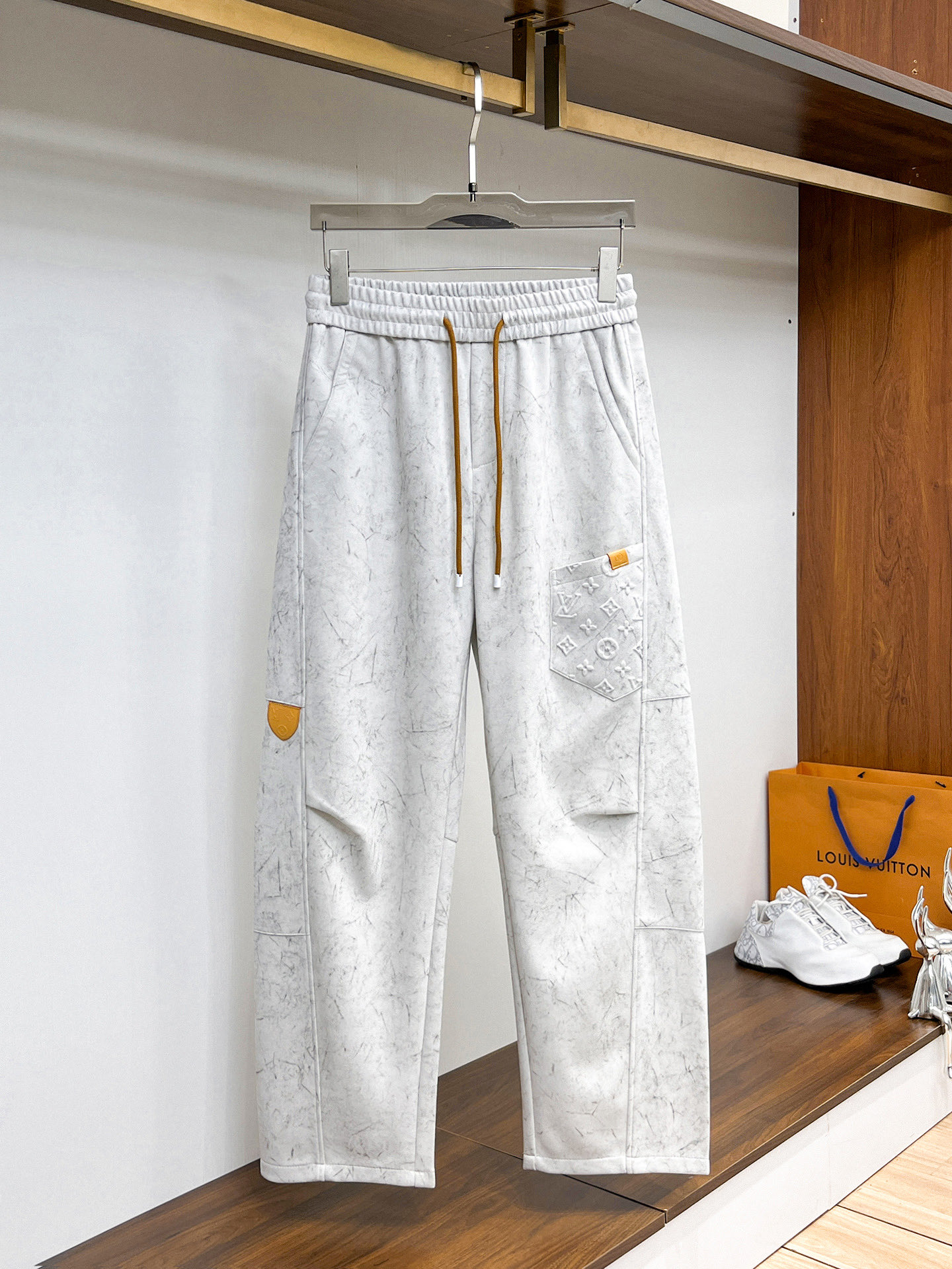 _dYp9sLa693r43D9HgcuSuoRiR9j-oLBaoRt7yQw