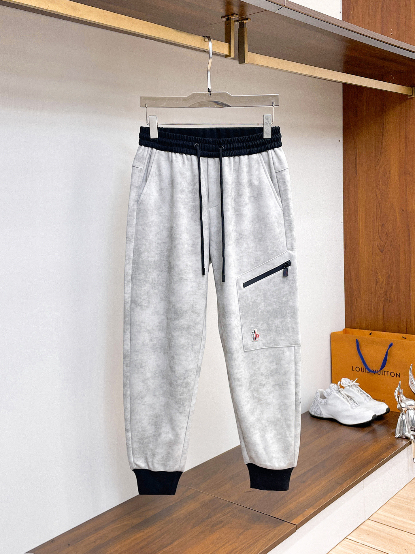 _duv9sXkuQ2xx_FcbTGID6JmZZE8GDJYYSHyXsyA