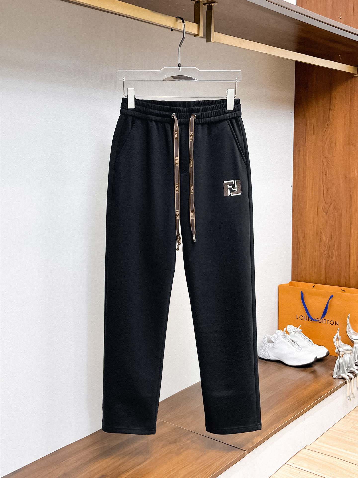 _dmy9srft5o2M5bJP_ecWqLnLqsN_8Hx8gOSMArA