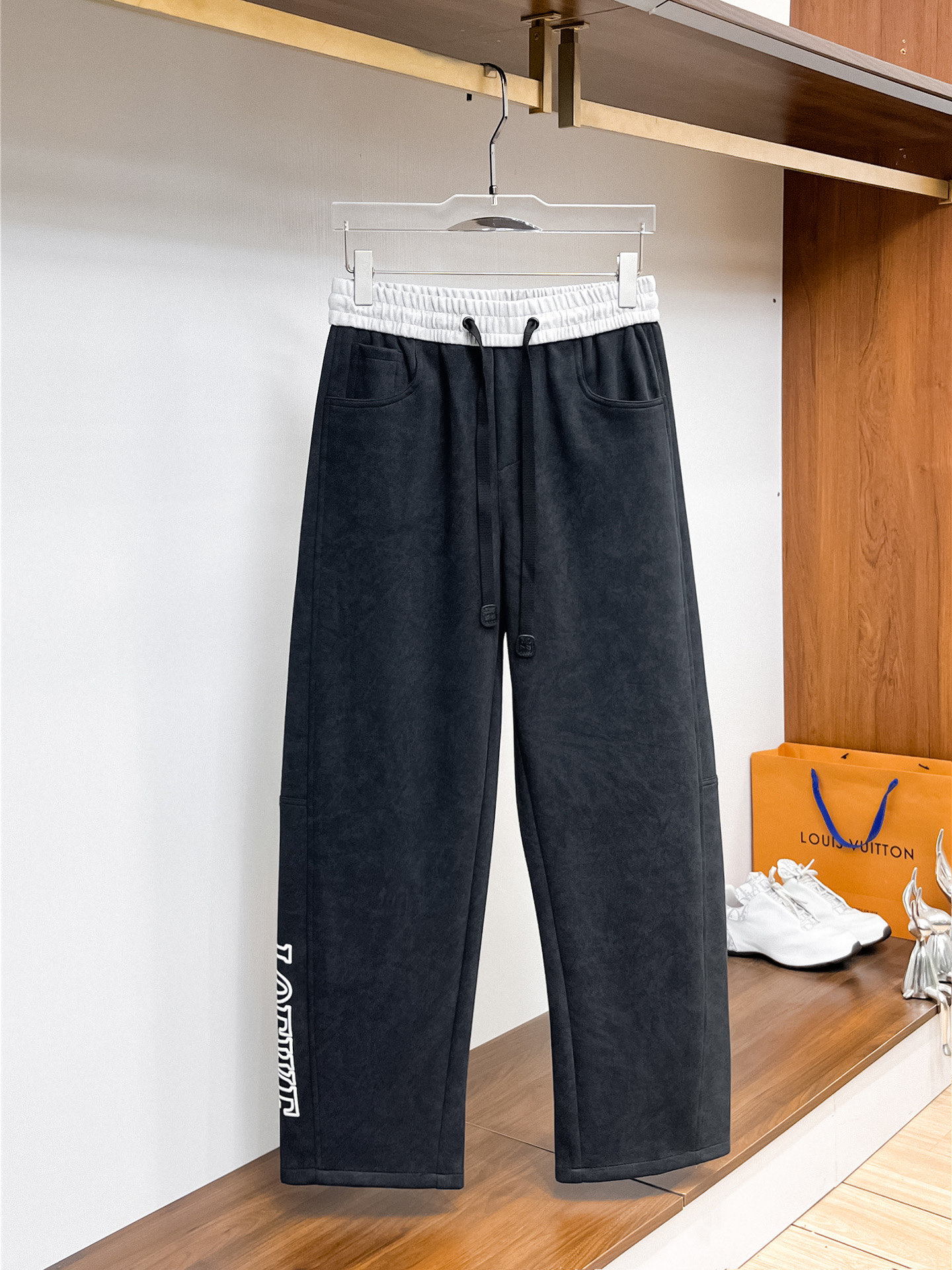 _d8v9sz7ahdyZ-nudwIoDkfKQnp_SfWsTY6ONZPg