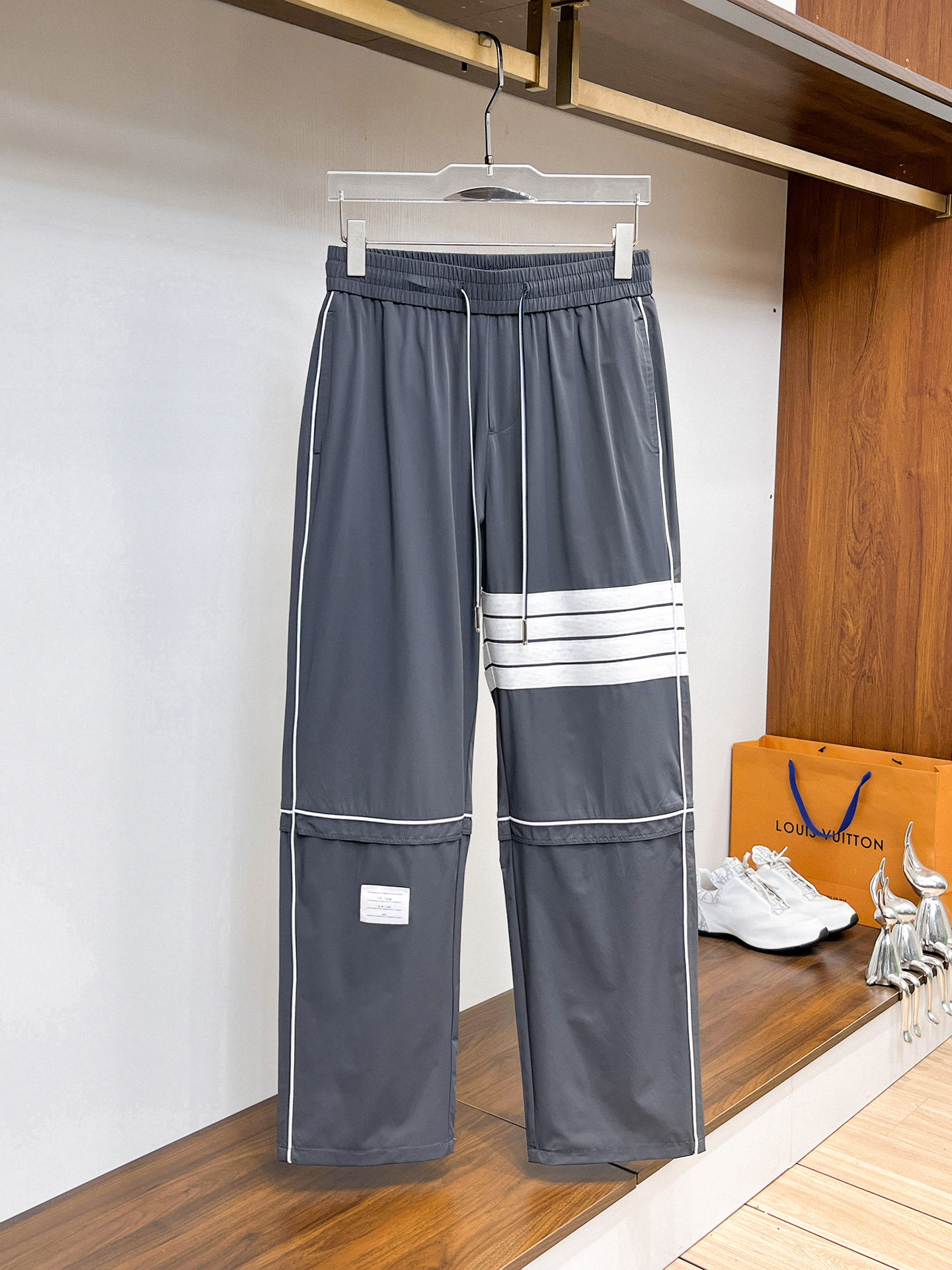 _dj-9sY_9XES3KEBYMoqKCoTdv2idvHzJqbS589g