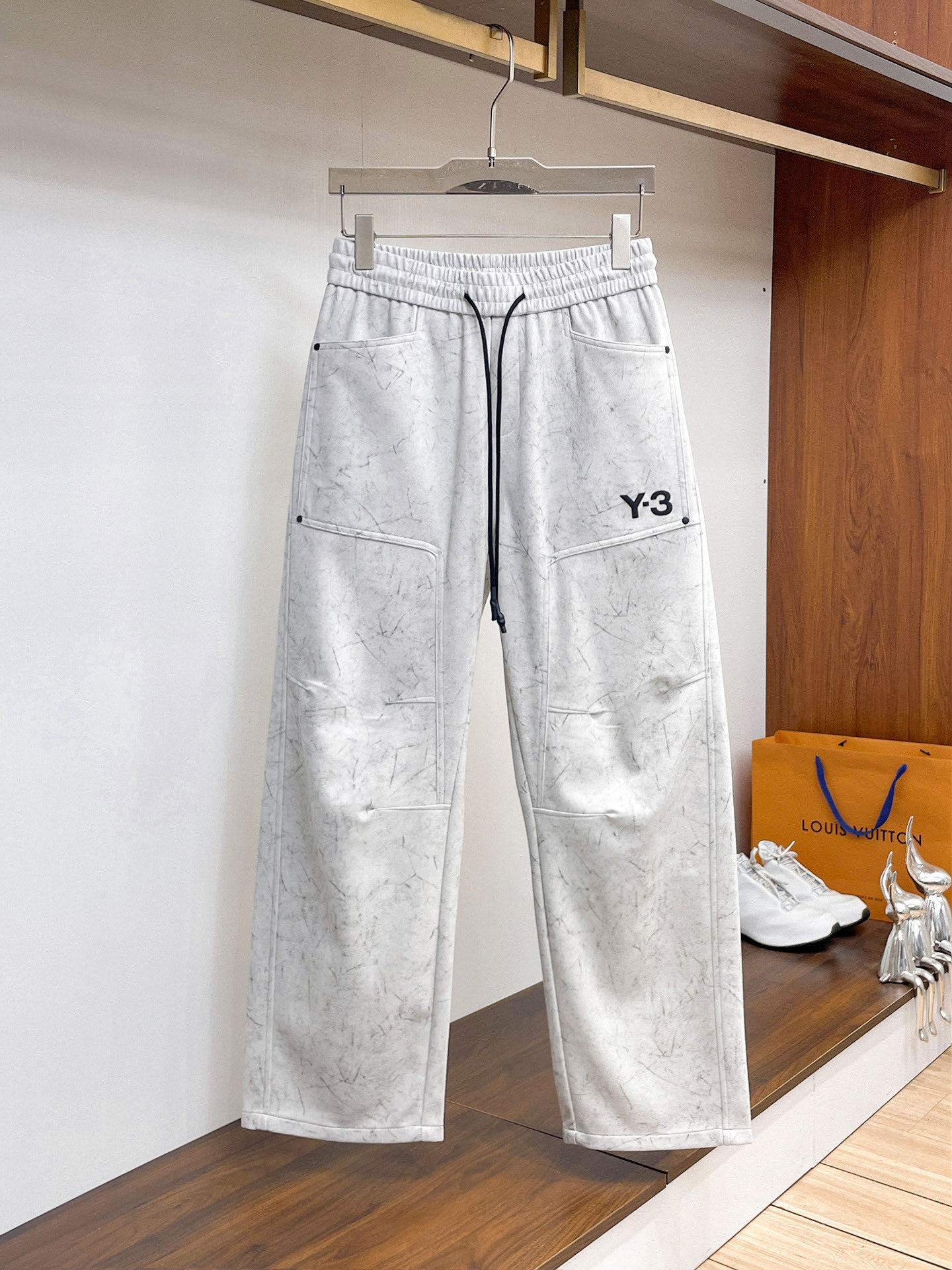 _dzF9slxLm-PULbn6ZrEgJJ6YALA6Wl07xwsn34g