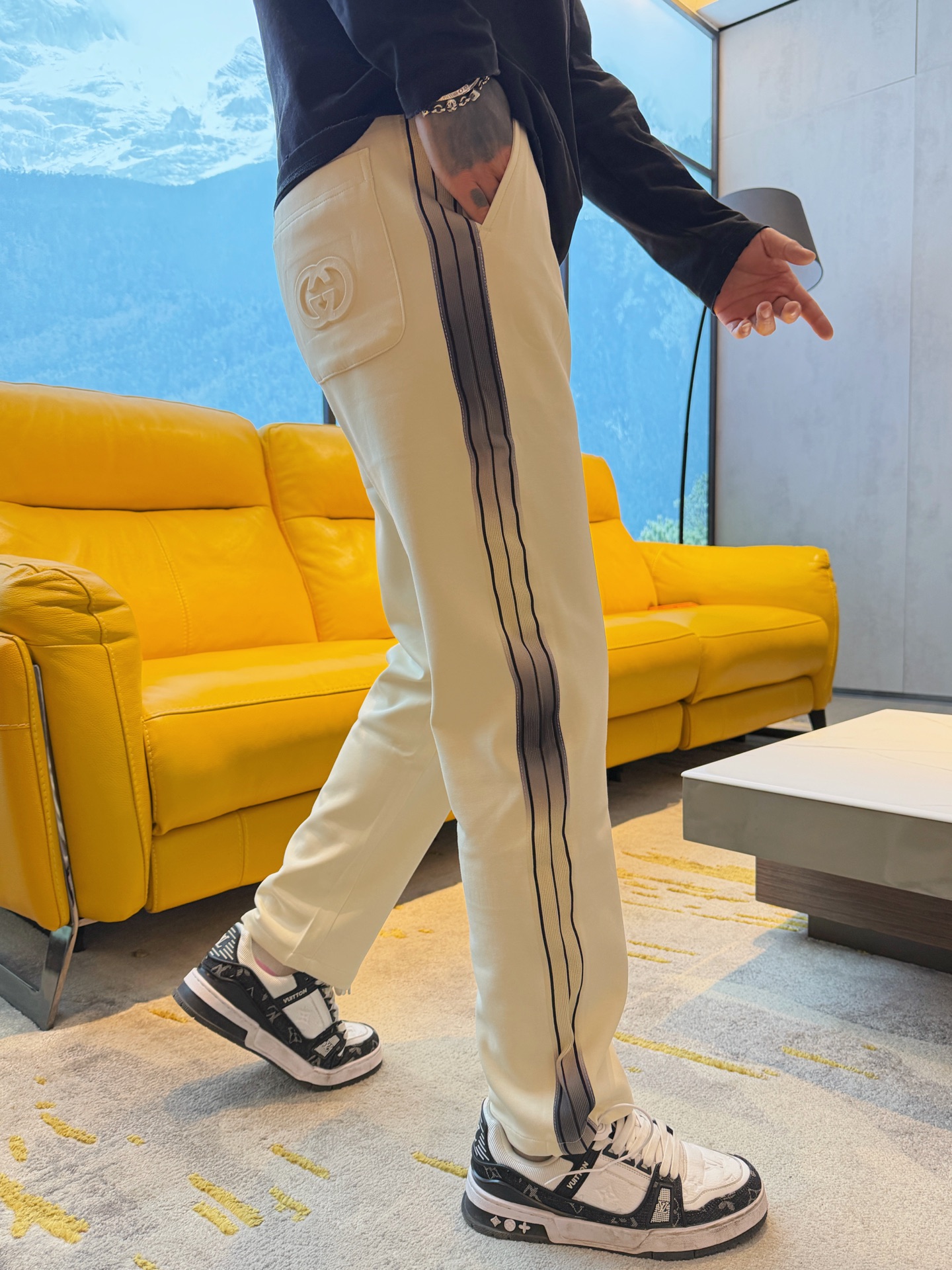 Alternative view of Pants 07763