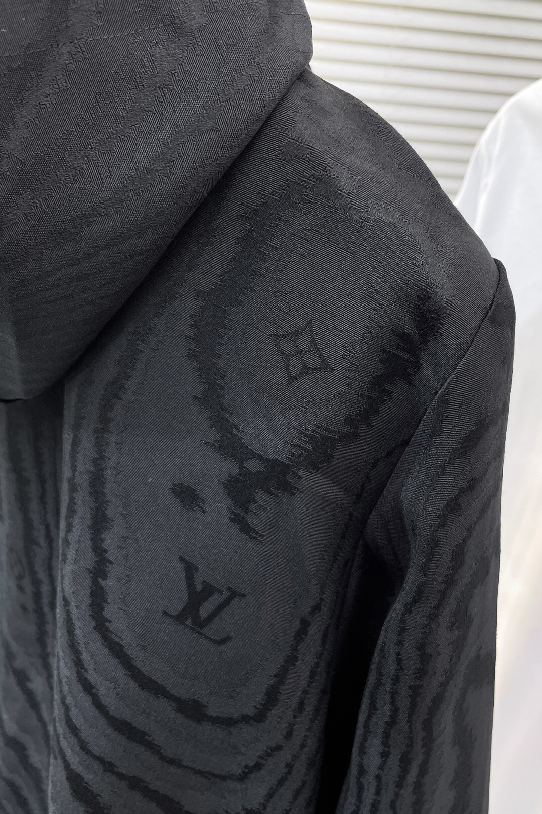 LV men LV 2026 NewLouis Vuitton ， ， ， ， ! ， ， ， ， ， ， ， ， ， ， ， ， ! ， ， ， ， ! ， ， ， ！ — photo 12