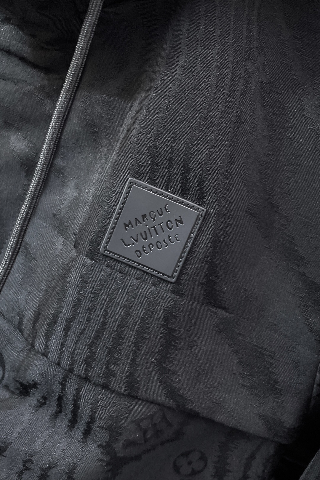 LV men LV 2026 NewLouis Vuitton ， ， ， ， ! ， ， ， ， ， ， ， ， ， ， ， ， ! ， ， ， ， ! ， ， ， ！ — photo 6