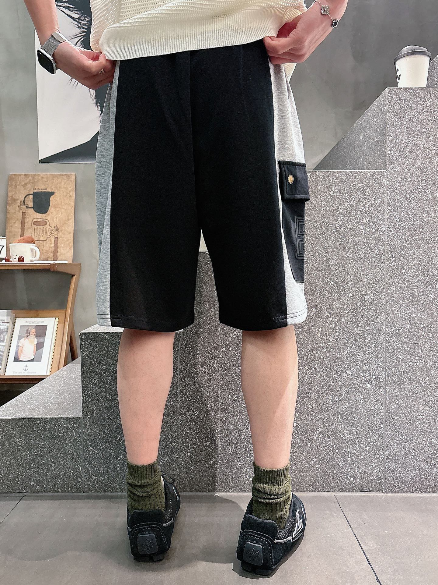 纪梵希   三标齐全 2026夏季新款男士休闲短裤，高级定制面料透气面料 透气弹力舒适度极高，细节无可挑