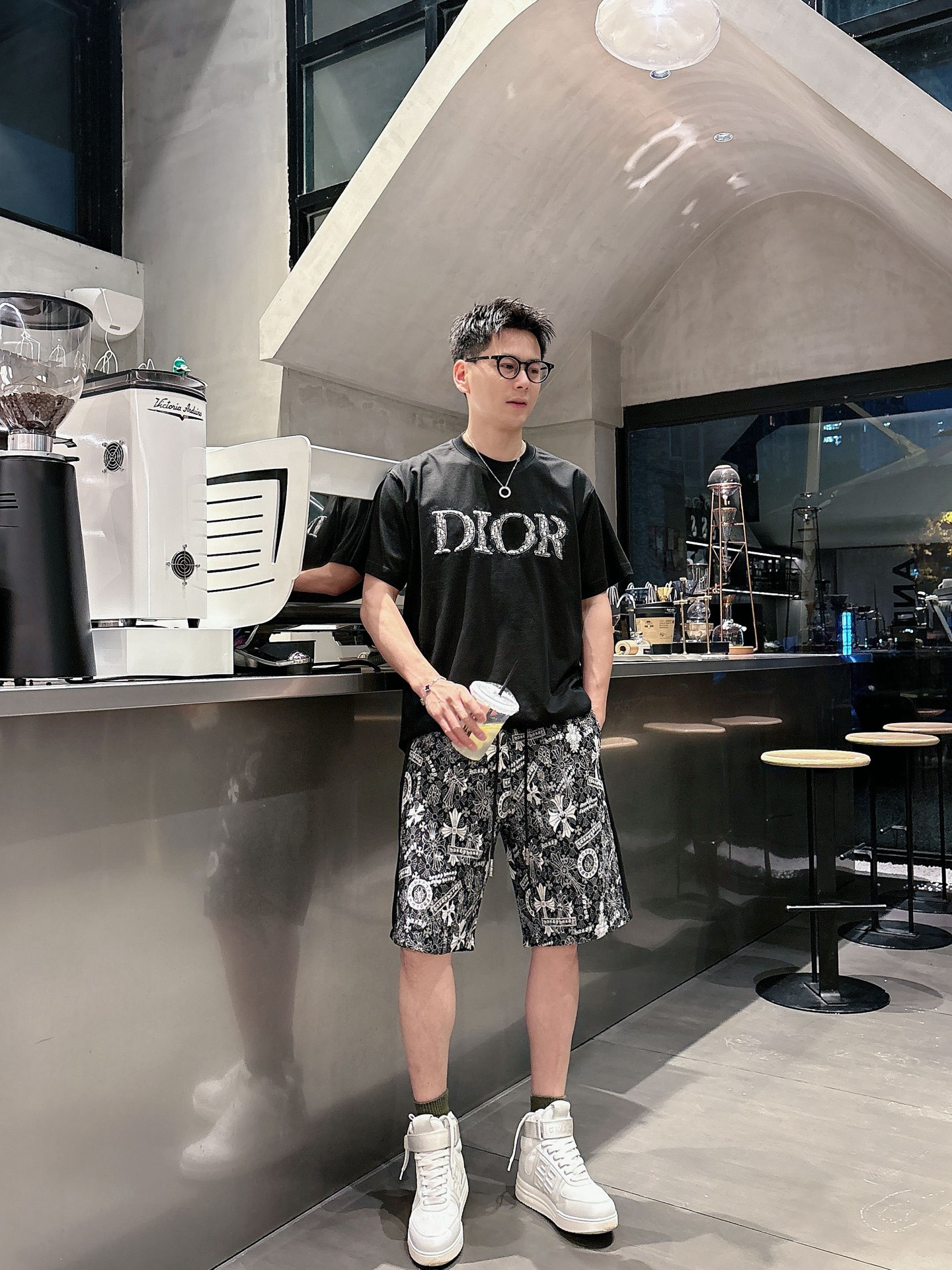 克罗心  三标齐全    2026夏季新款男士休闲短裤，高级定制面料透气面料 透气弹力舒适度极高，细节无