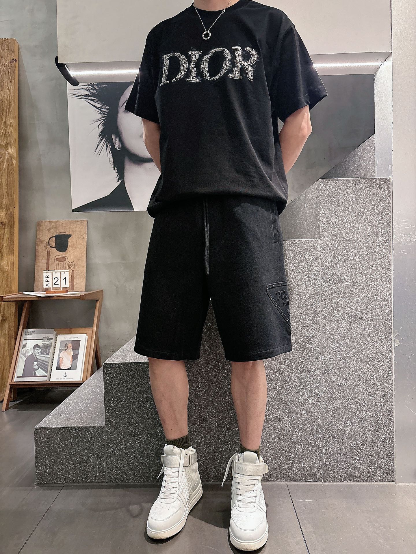 普拉达  三标齐全    2026夏季新款男士休闲短裤，高级定制面料透气面料 透气弹力舒适度极高，细节无