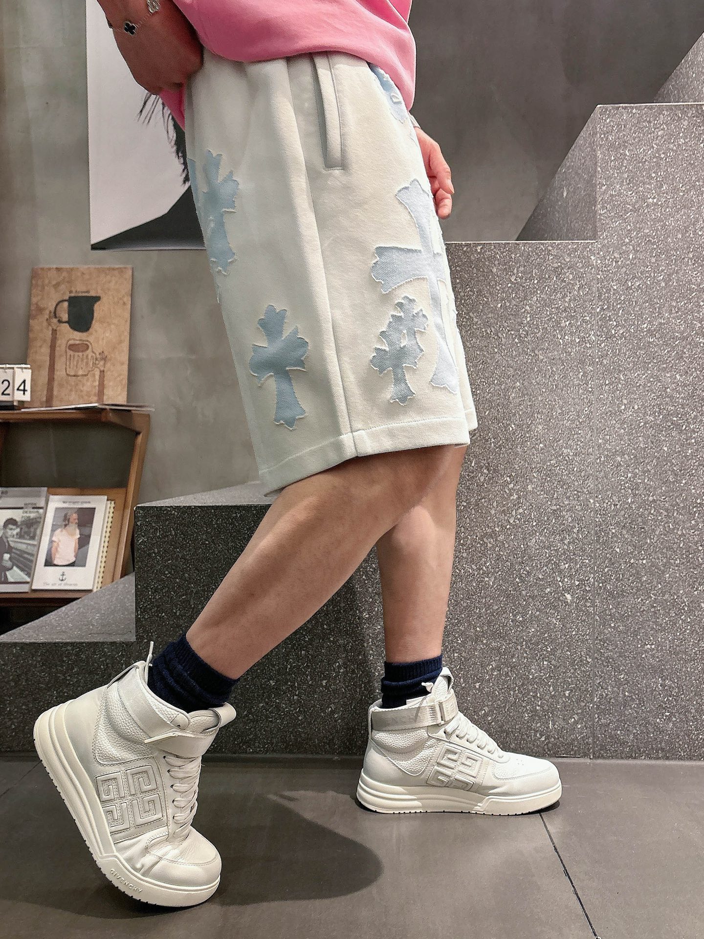 克罗心  三标齐全    2026夏季新款男士休闲短裤，高级定制面料透气面料 透气弹力舒适度极高，细节无