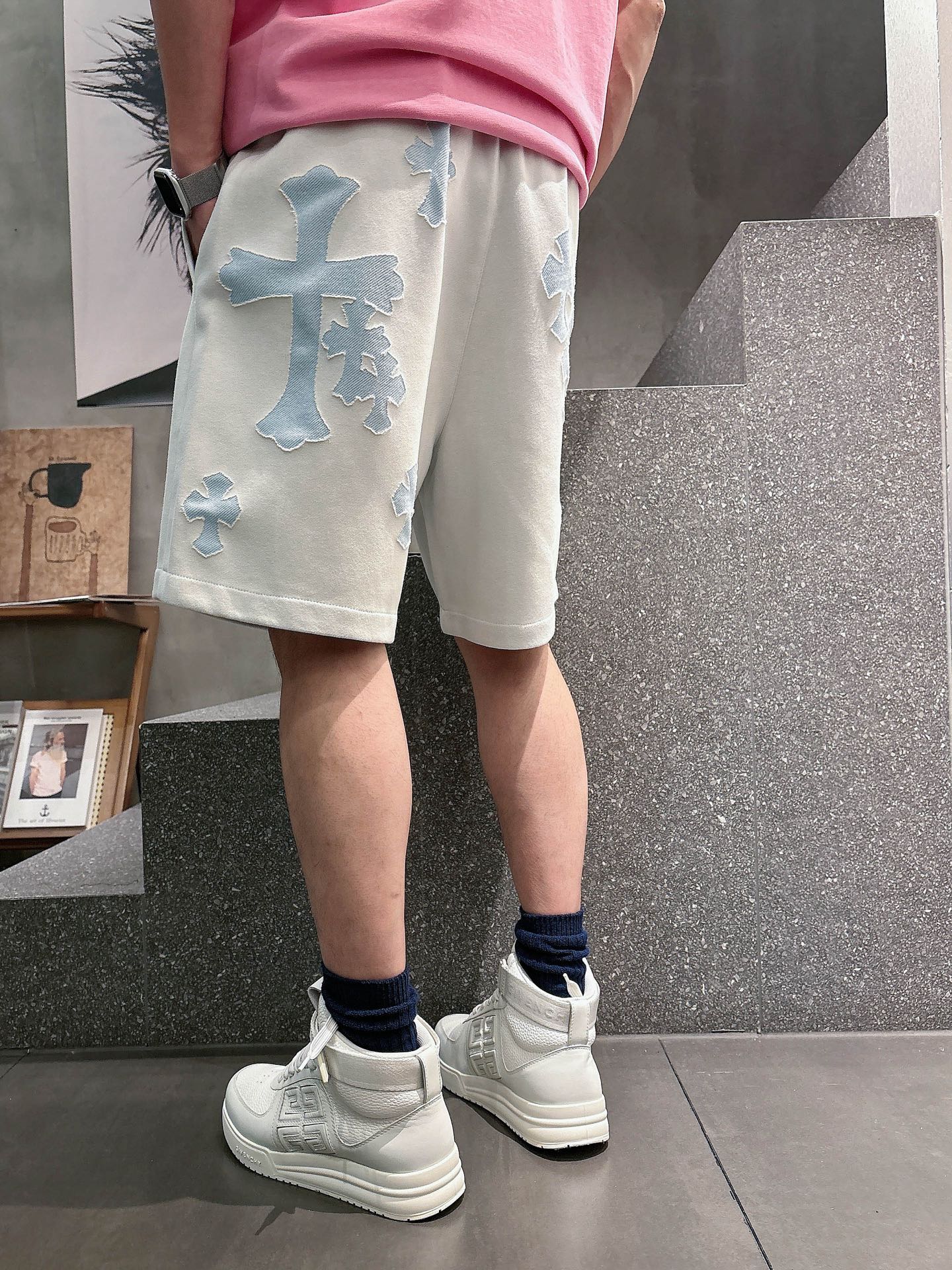 克罗心  三标齐全    2026夏季新款男士休闲短裤，高级定制面料透气面料 透气弹力舒适度极高，细节无