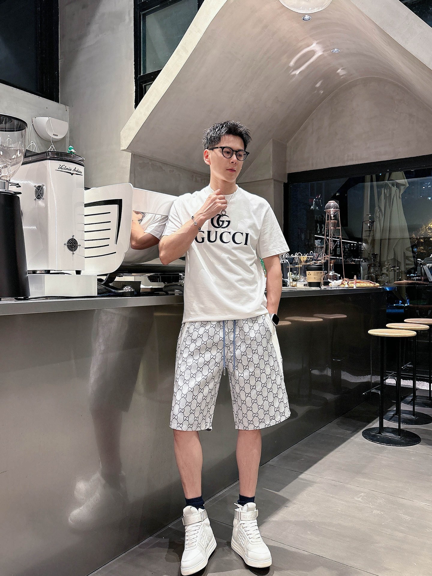 古奇  三标齐全    2026夏季新款男士休闲短裤，高级定制面料透气面料 透气弹力舒适度极高，细节无可
