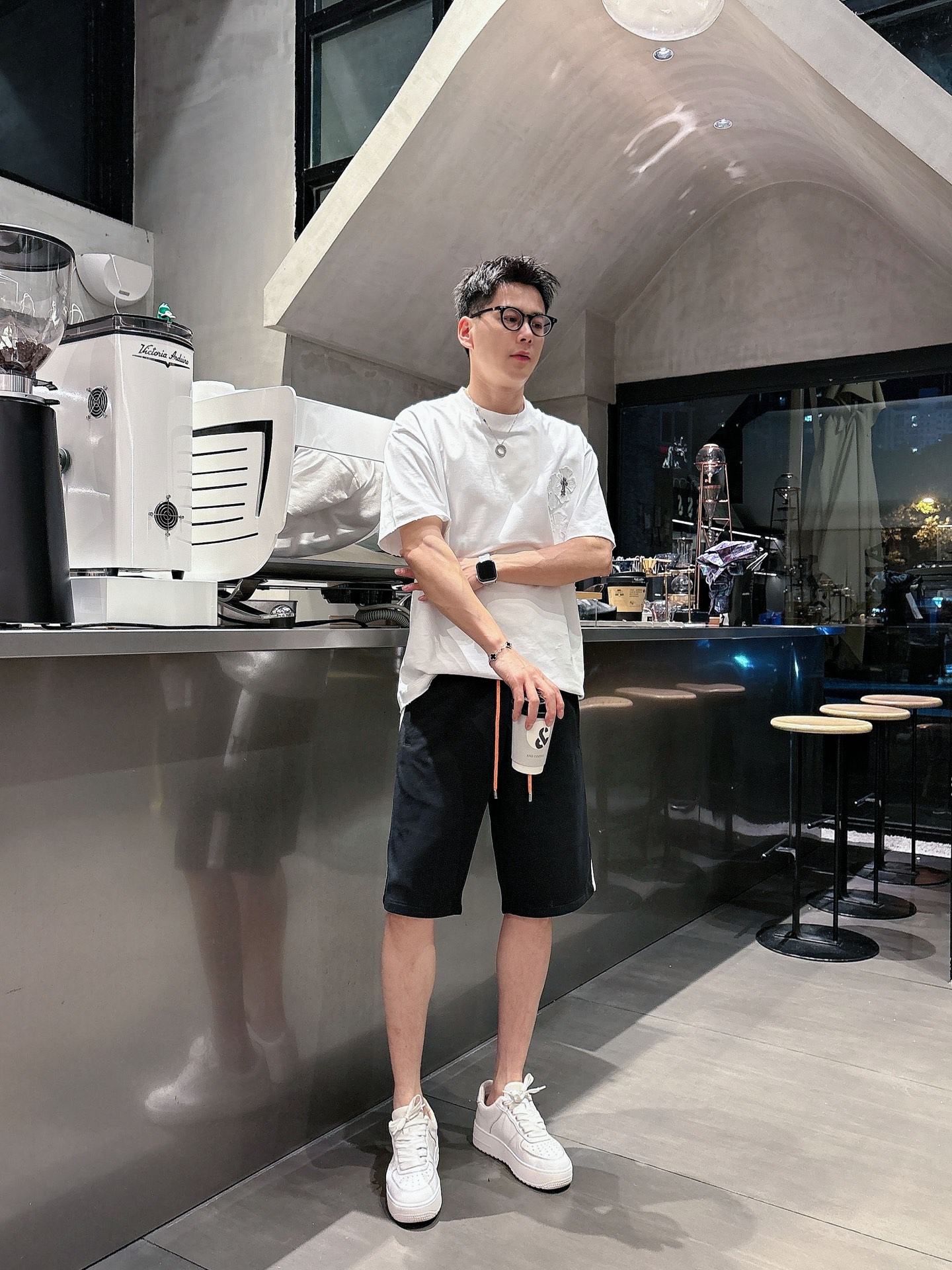 爱马仕  三标齐全    2026夏季新款男士休闲短裤，高级定制面料透气面料 透气弹力舒适度极高，细节无