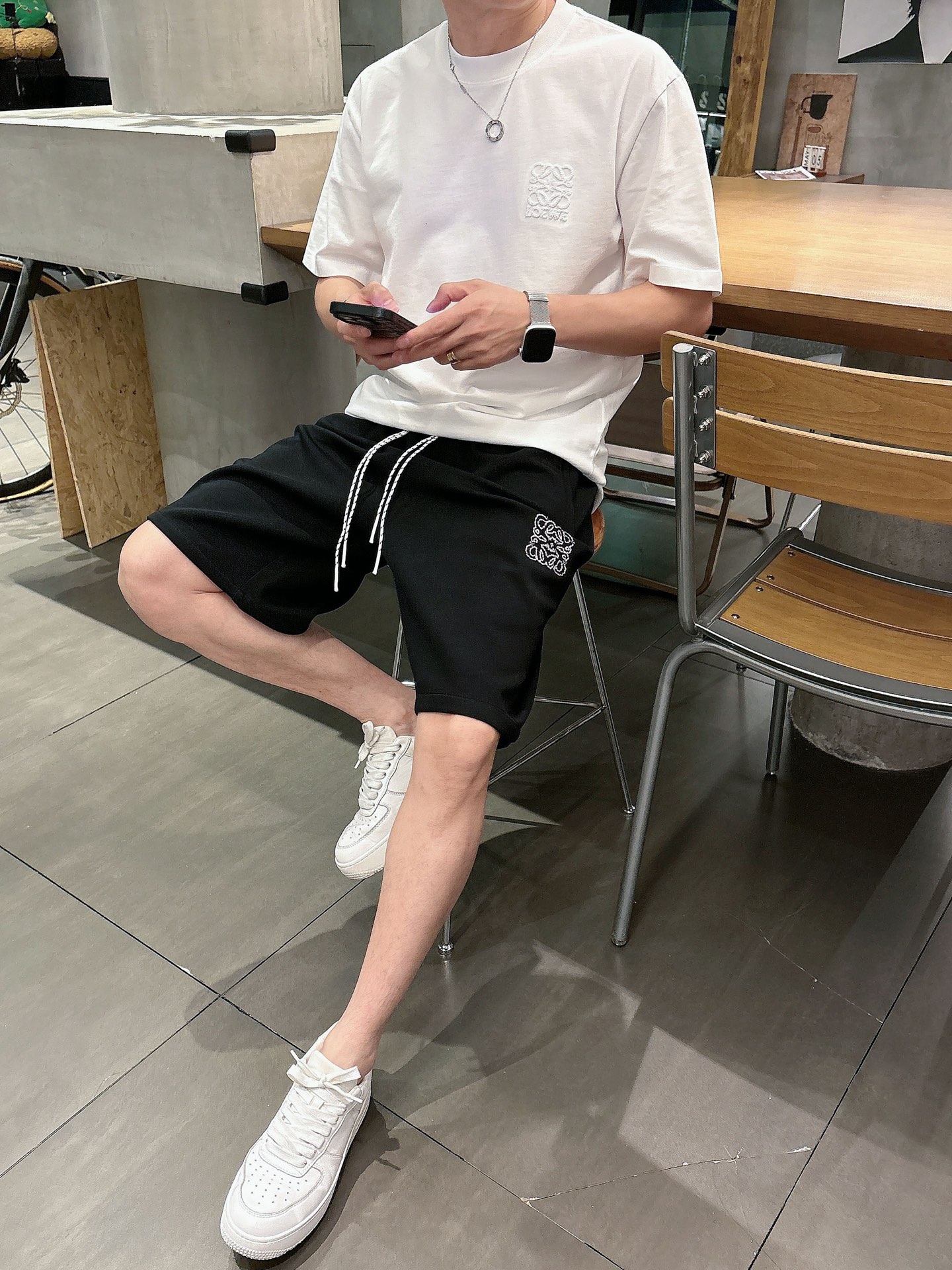 罗意威  三标齐全    2026夏季新款男士休闲短裤，高级定制面料透气面料 透气弹力舒适度极高，细节无