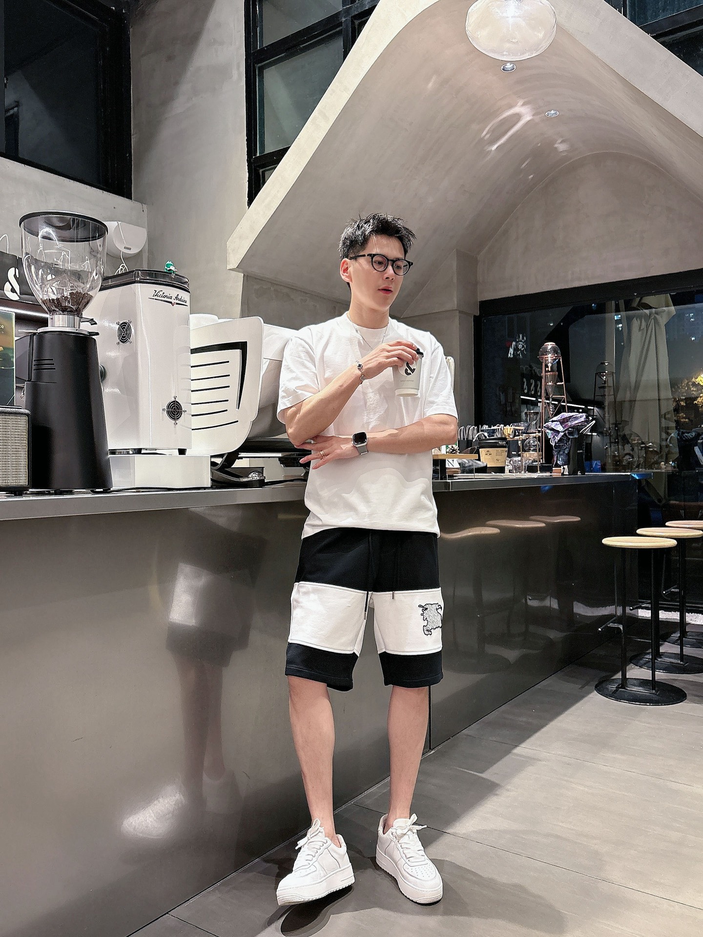 巴宝莉  三标齐全    2026夏季新款男士休闲短裤，高级定制面料透气面料 透气弹力舒适度极高，细节无