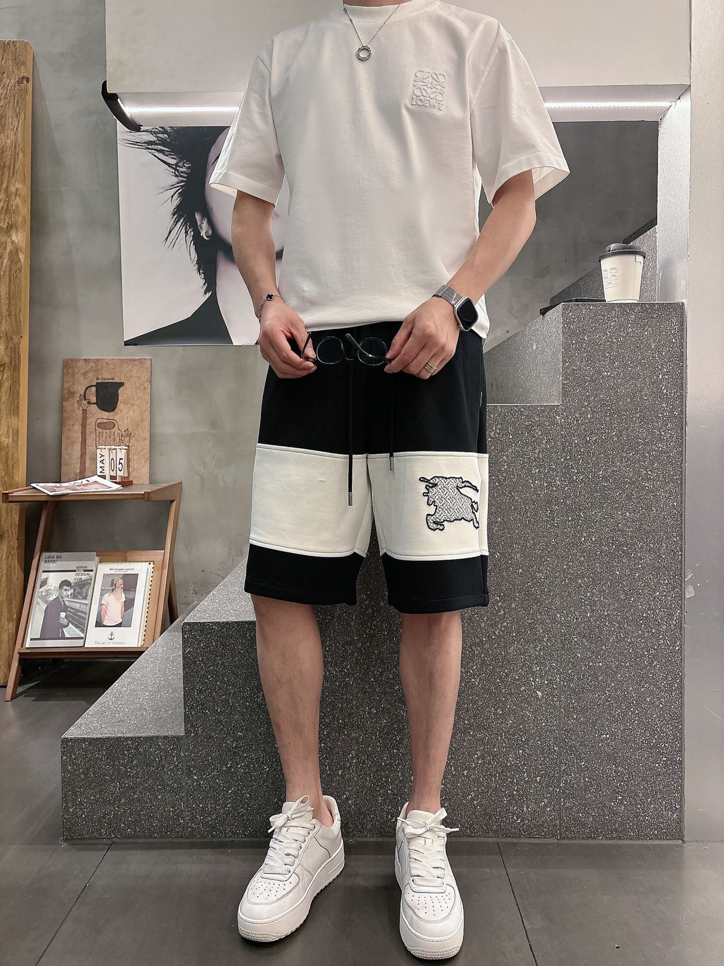 巴宝莉  三标齐全    2026夏季新款男士休闲短裤，高级定制面料透气面料 透气弹力舒适度极高，细节无