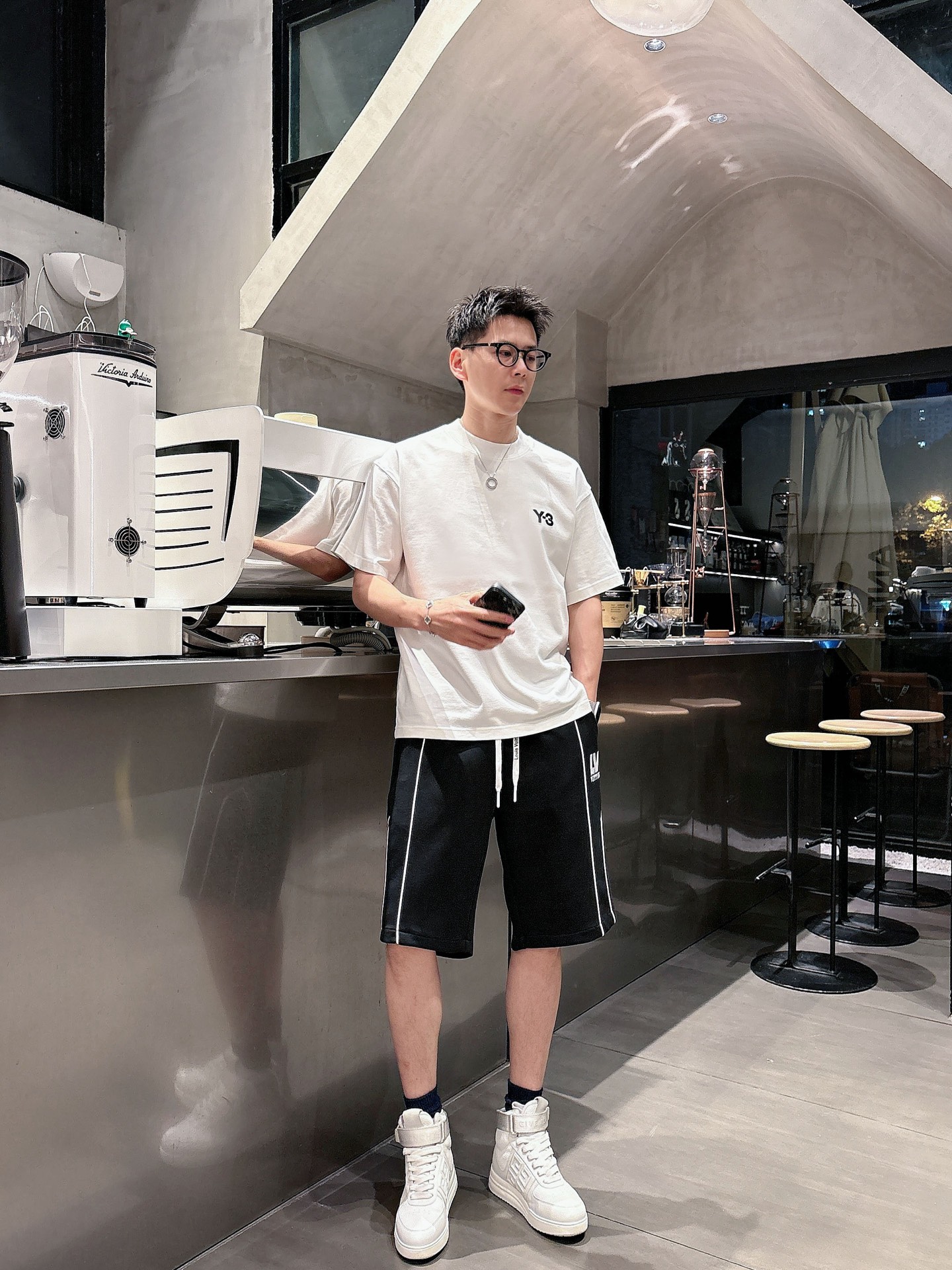 LV  三标齐全    2026夏季新款男士休闲短裤，高级定制面料透气面料 透气弹力舒适度极高，细节无可