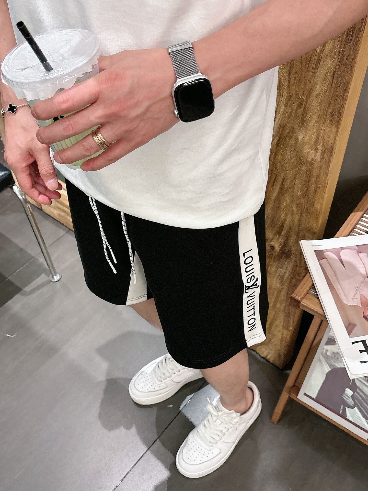 迪奥  三标齐全    2026夏季新款男士休闲短裤，高级定制面料透气面料 透气弹力舒适度极高，细节无可