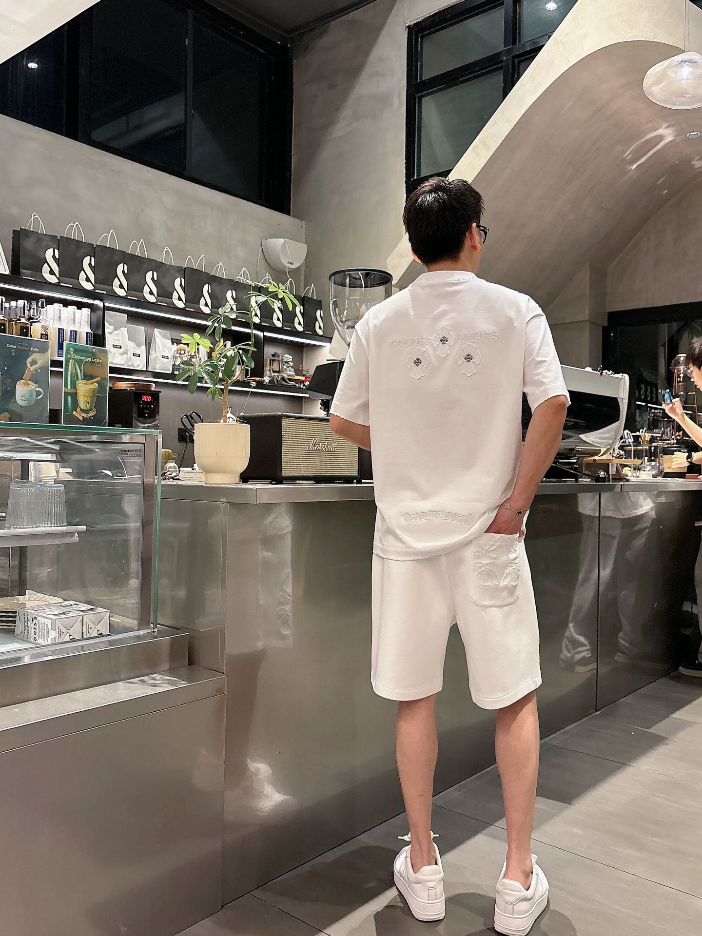 罗意威  三标齐全    2026夏季新款男士休闲短裤，高级定制面料透气面料 透气弹力舒适度极高，细节无