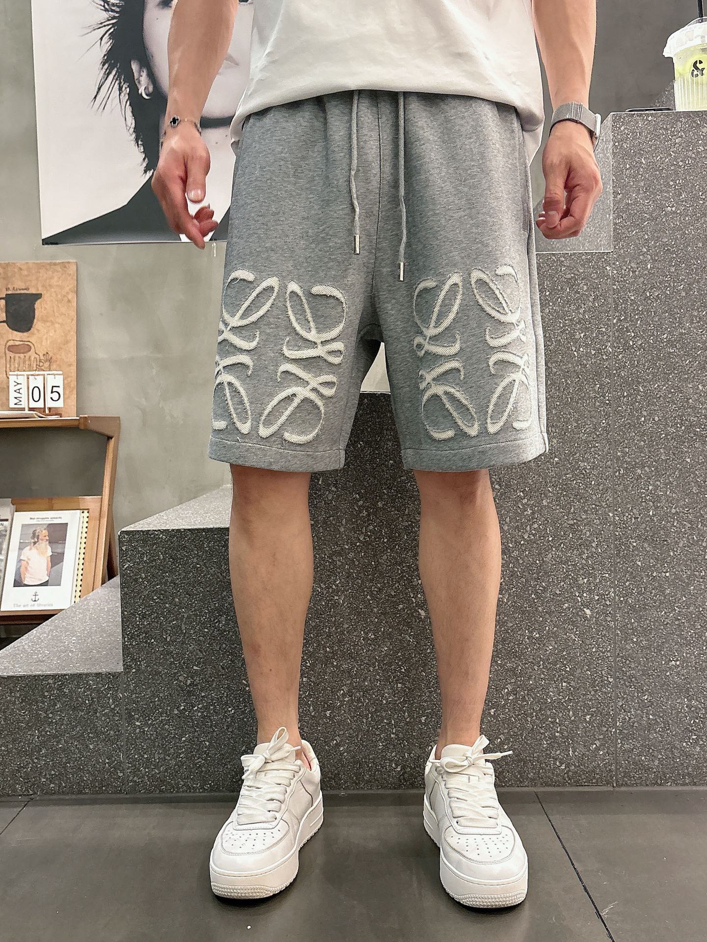 罗意威  三标齐全    2026夏季新款男士休闲短裤，高级定制面料透气面料 透气弹力舒适度极高，细节无
