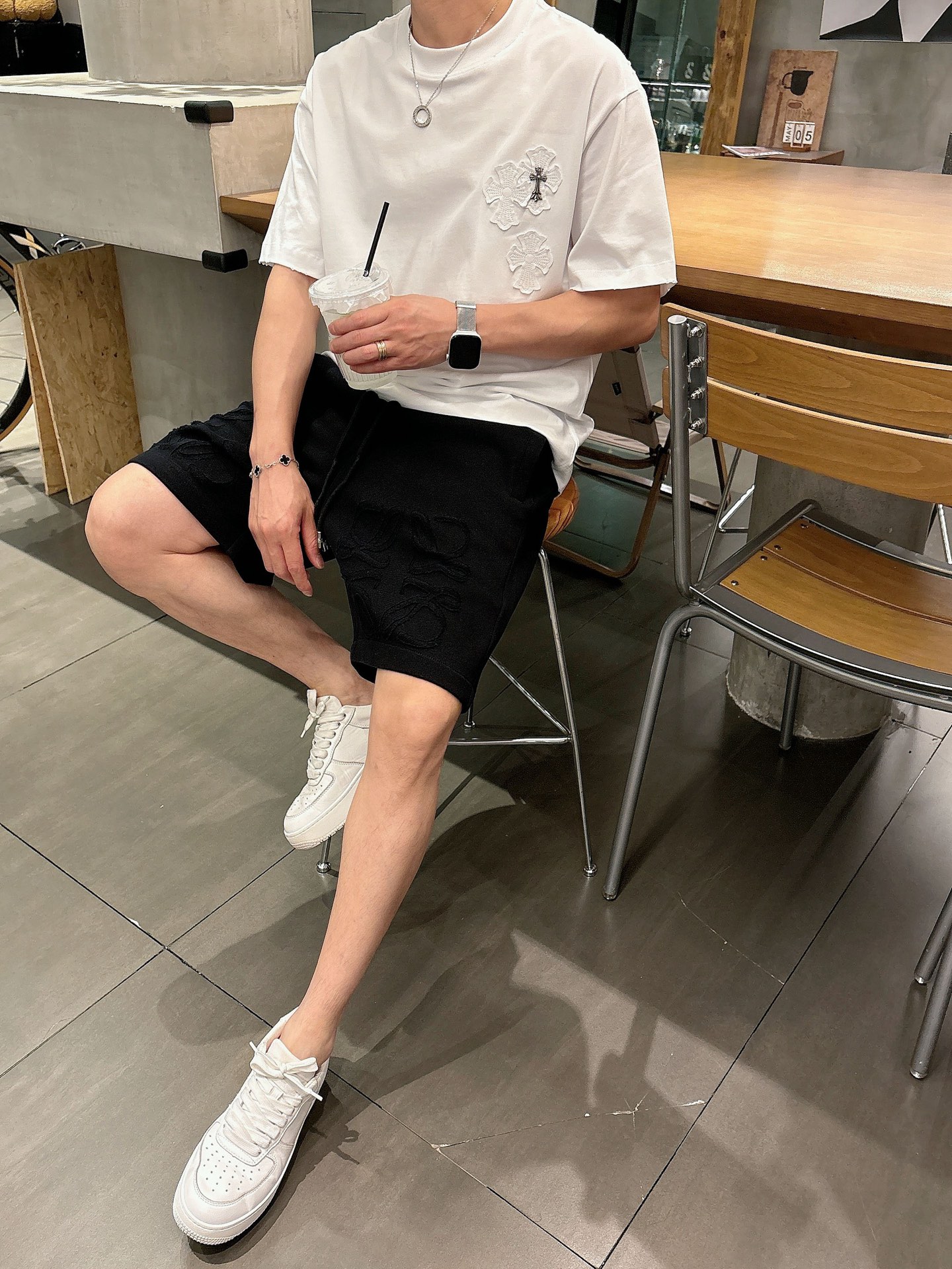 罗意威  三标齐全    2026夏季新款男士休闲短裤，高级定制面料透气面料 透气弹力舒适度极高，细节无