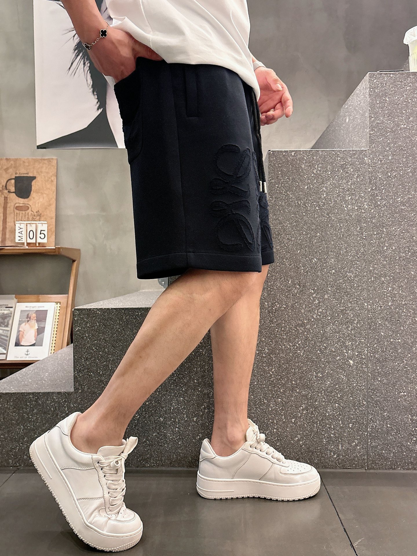 罗意威  三标齐全    2026夏季新款男士休闲短裤，高级定制面料透气面料 透气弹力舒适度极高，细节无