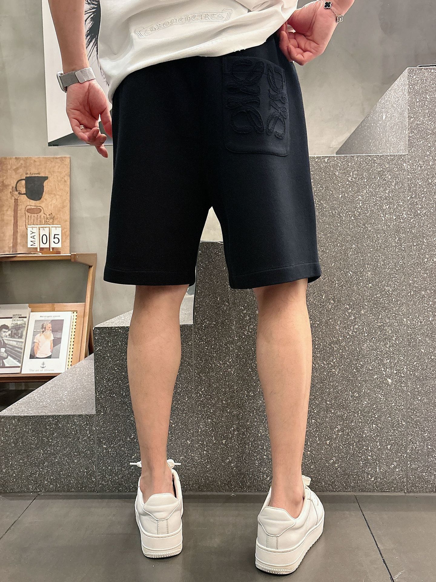 罗意威  三标齐全    2026夏季新款男士休闲短裤，高级定制面料透气面料 透气弹力舒适度极高，细节无