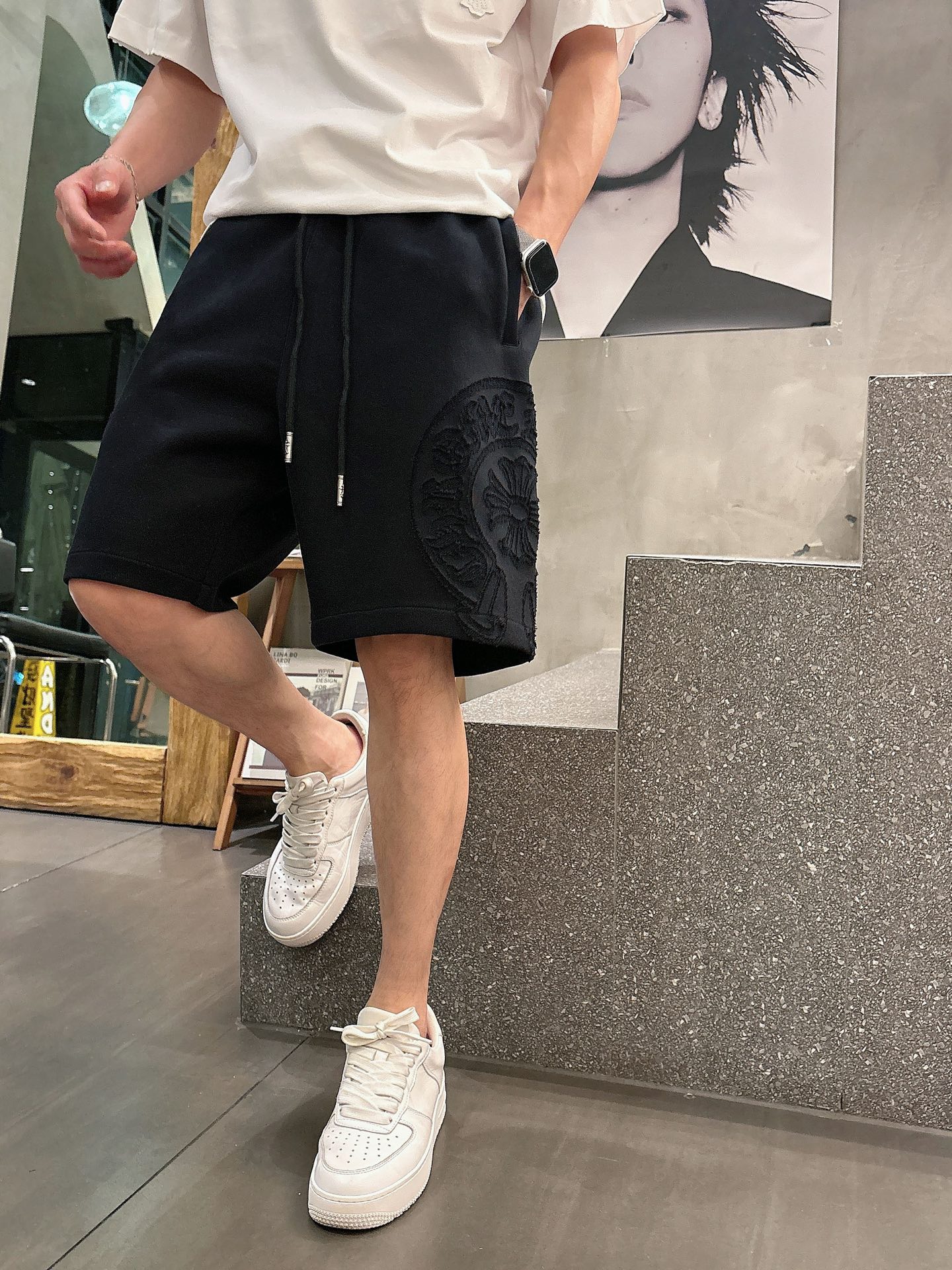 NO:844164,Croxin three-standard complete 2026 new summer men's casual shorts, advanced custom-made breathable fabrics, extremely breathable, elastic and comfortable, impeccable details, top-grade accessories, original logo design concept, delicate and soft feel!  The upper body fit is awesome!  Sizes M-XXXL, please state your height and weight when ordering,,chrome hearts,shorts,19860909克罗心 三标齐全 2026夏季新款男士休闲短裤,高级定制面料透气面料 透气弹力舒适度极高,细节无可挑剔,顶级辅料配备,原版logo设计理念,手感细腻柔软！上身版型超赞！尺码M-XXXL下单报身高体重,,chrome hearts,shorts,,Men's clothing
