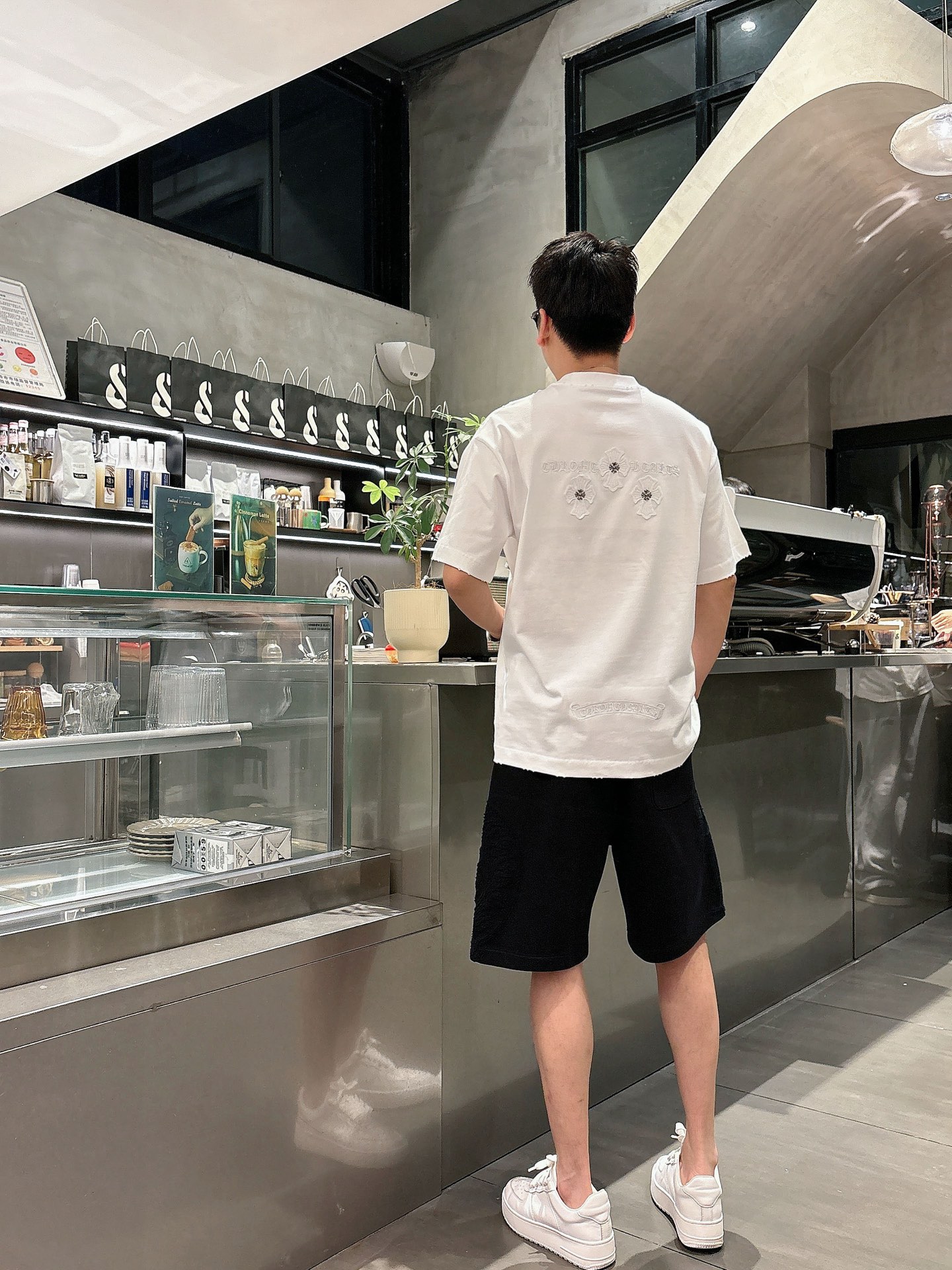 克罗心  三标齐全    2026夏季新款男士休闲短裤，高级定制面料透气面料 透气弹力舒适度极高，细节无