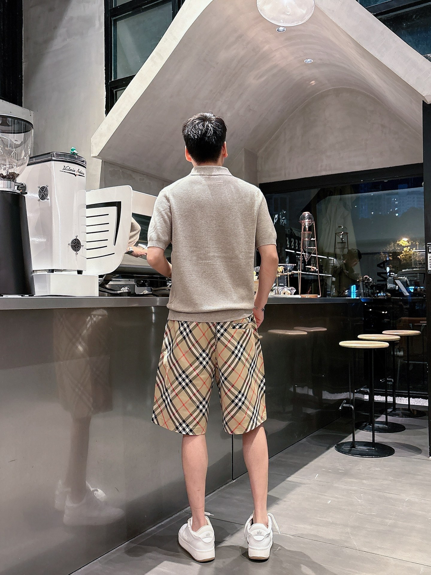 巴宝莉  三标齐全    2026夏季新款男士休闲短裤，高级定制面料透气面料 透气弹力舒适度极高，细节无