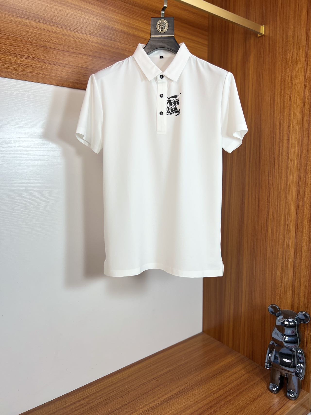 NO:162735,Burberry/Burberry New products for spring and summer 2025 are available in new products, complete three standards, lapel short-sleeved polo shirt, good products do not need to be introduced too much, look at the details, counter number M-XXXXL 175/140 Suggestions L, burberry, burberry, T-shirt, alexander wang19860909Burberry/巴宝莉 2025年春夏新品上新 三标齐全 翻领短袖polo衫 好货不用过多介绍 看细节 专柜码数M-XXXXL 175/140建议L,,burberry,burberry,T-shirt,alexander wang,Men's clothing