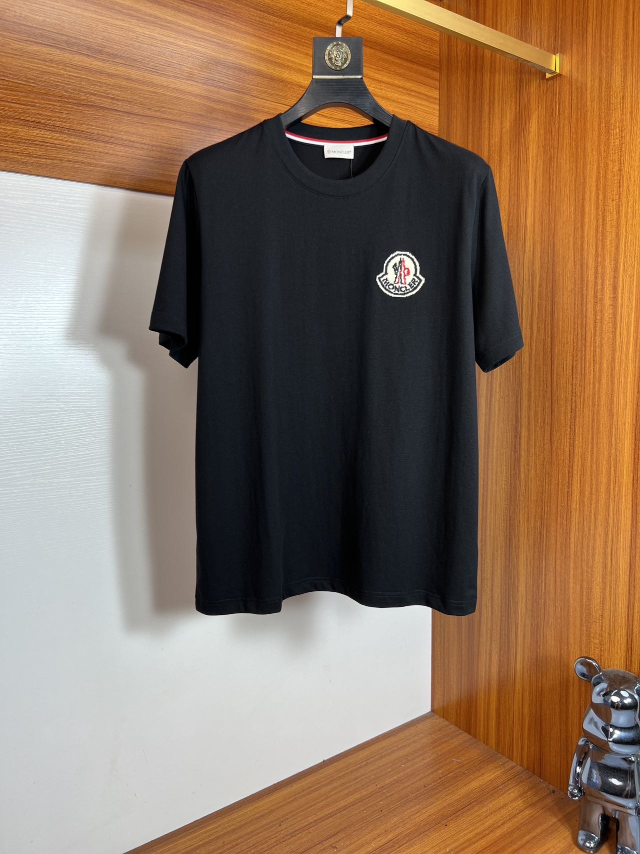 NO:471807,Moncler/Shirt 2025 Spring and Summer New Products, Complete Three Standards, Round Neck Pure Cotton Short-Sleeve T-shirts, Don’t need to introduce too much good products, look at the details, Counter Code S-XL 175/140 Suggestions M,, Moncler, T-shirt,tees, t-shirt,alexander wang19860909Moncler/蒙口 2025春夏新品 三标齐全 圆领纯棉短袖T恤 好货不用过多介绍 看细节 专柜码数S-XL 175/140建议M,,Moncler,T-shirt,tees，t-shirt,alexander wang,Men's clothing