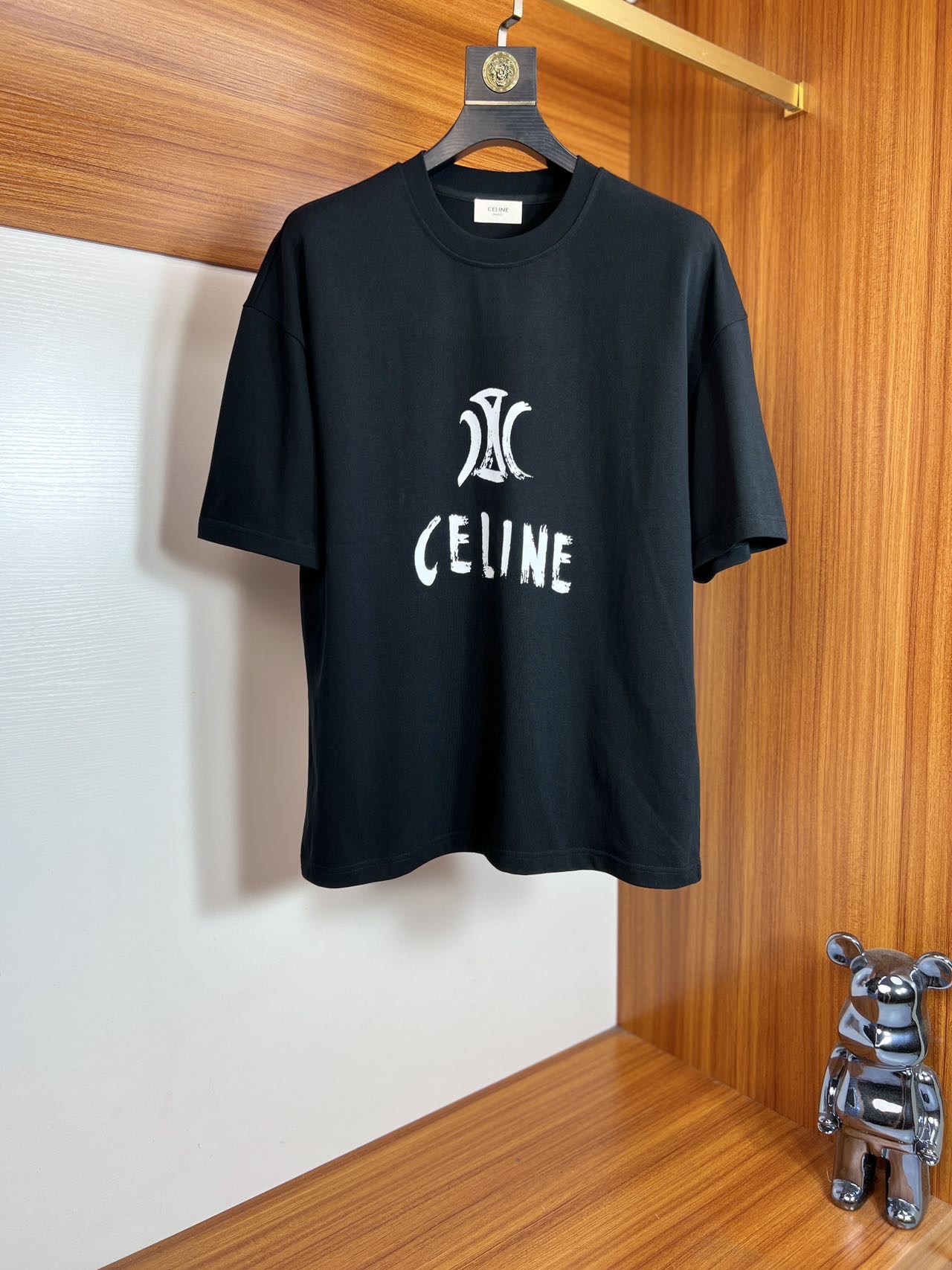 NO:419816,Celine/Celine 2025 spring and summer new product, complete three standards, round neck pure cotton short-sleeved T-shirt, no need to introduce too much good products, look at the details, counter number M-XXL 175/140 suggestion M,,celine,celine,T-shirt,tees,t-shirt,alexander wang19860909Celine/赛琳 2025春夏新品 三标齐全 圆领纯棉短袖T恤 好货不用过多介绍 看细节 专柜码数M-XXL 175/140建议M,,celine,celine,T-shirt,tees，t-shirt,alexander wang,Men's clothing