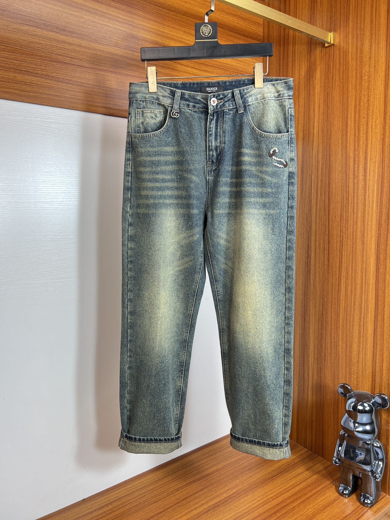 NO:441495,Gucci/Guci New Spring and Summer Products Complete Three Standards Jeans You don’t need to introduce too much good products. Look at the details. Counter code 29-38 175/140 upper body 32 sizes, gucci, jeans, alexander wang19860909Gucci/古奇 春夏新品 三标齐全 牛仔裤 好货不用过多介绍 看细节 专柜码数29-38 175/140上身32码,,gucci,jeans,alexander wang,Men's clothing
