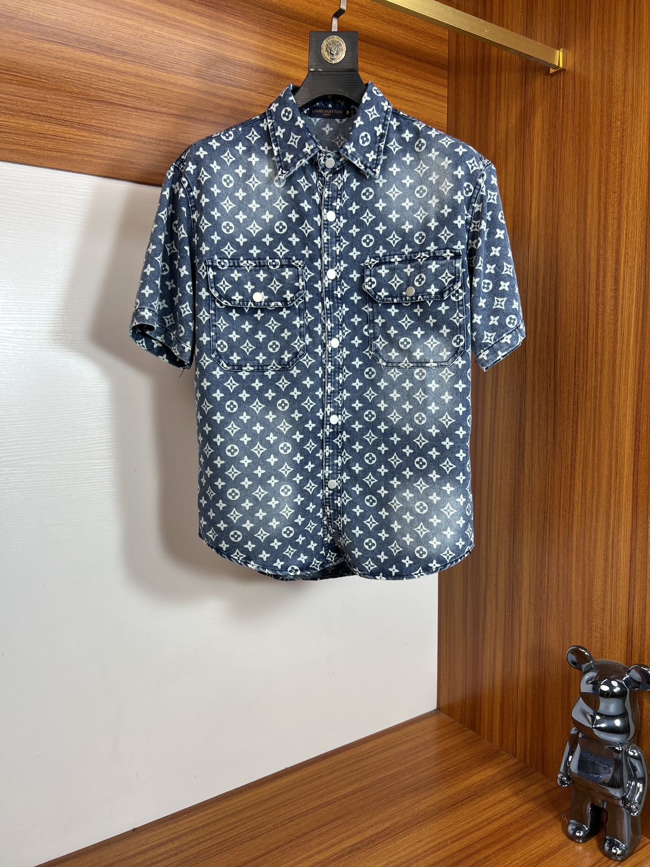 NO:441506,LV/Louis Vuitton Spring and summer new products, complete three standards, denim jackets, jackets, good products, no need to introduce too much, look at the details, counter number M-XXXL 175/140 Suggestions,,louis vuitton,louis vuitton,jackets & coats,jackets & coats,alexander wang19860909LV/路易威登 春夏新品 三标齐全 牛仔衣外套夹克 好货不用过多介绍 看细节 专柜码数M-XXXL 175/140建议L,,louis vuitton,louis vuitton,jackets & coats,jackets & coats,alexander wang,Men's clothing