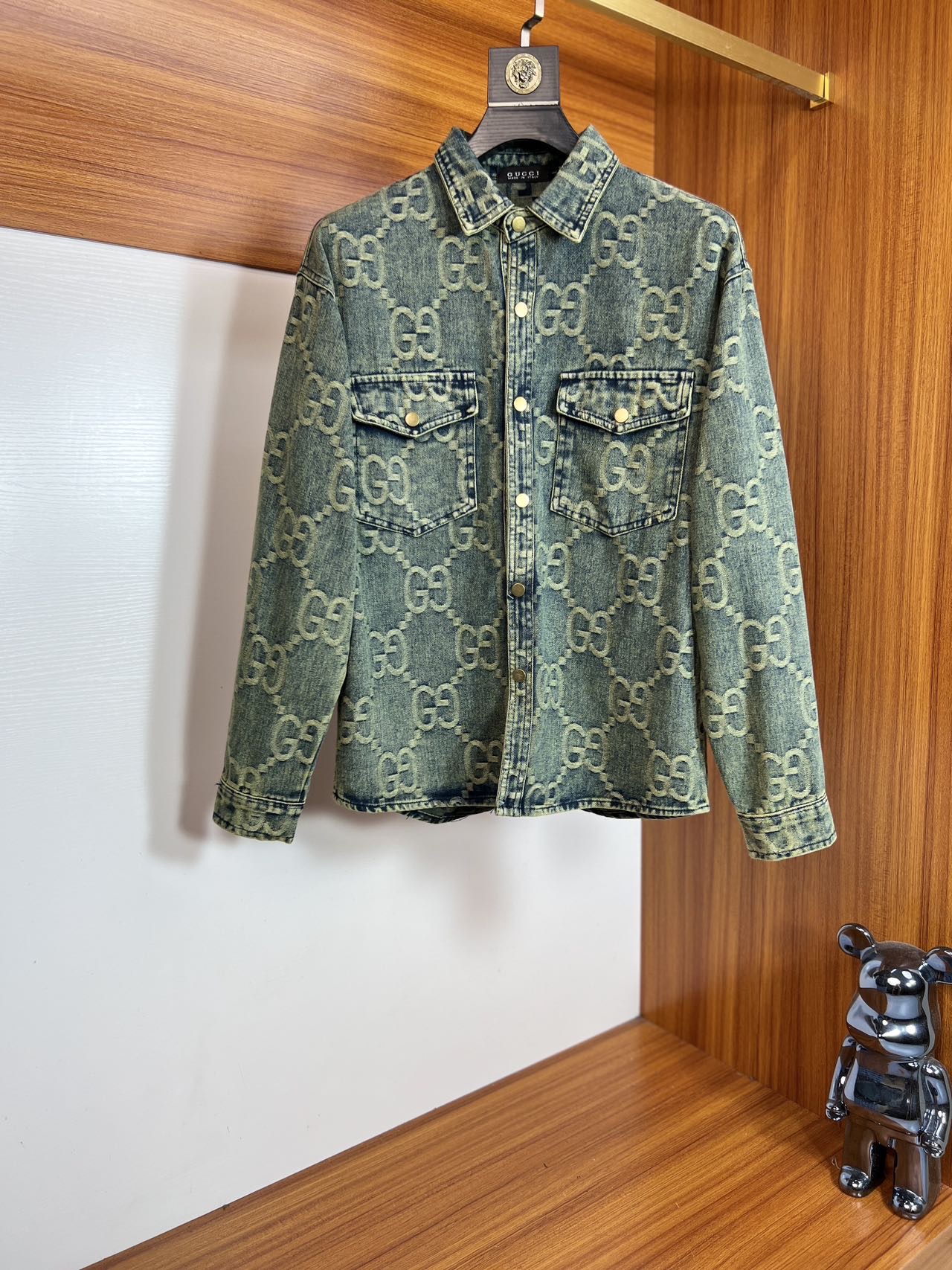 NO:465695,Gucci/Gucci New products for spring and summer 2025 are available in new products, complete three standards, denim jackets, no need to introduce too much good products, look at the details, counter code M-XXXL /140 suggestions L,,gucci,jackets & coats,jackets & coats,alexander wang19860909Gucci/古奇 2025年春夏新品上新 三标齐全 牛仔外套夹克 好货不用过多介绍 看细节 专柜码数M-XXXL /140建议L,,gucci,jackets & coats,jackets & coats,alexander wang,Men's clothing