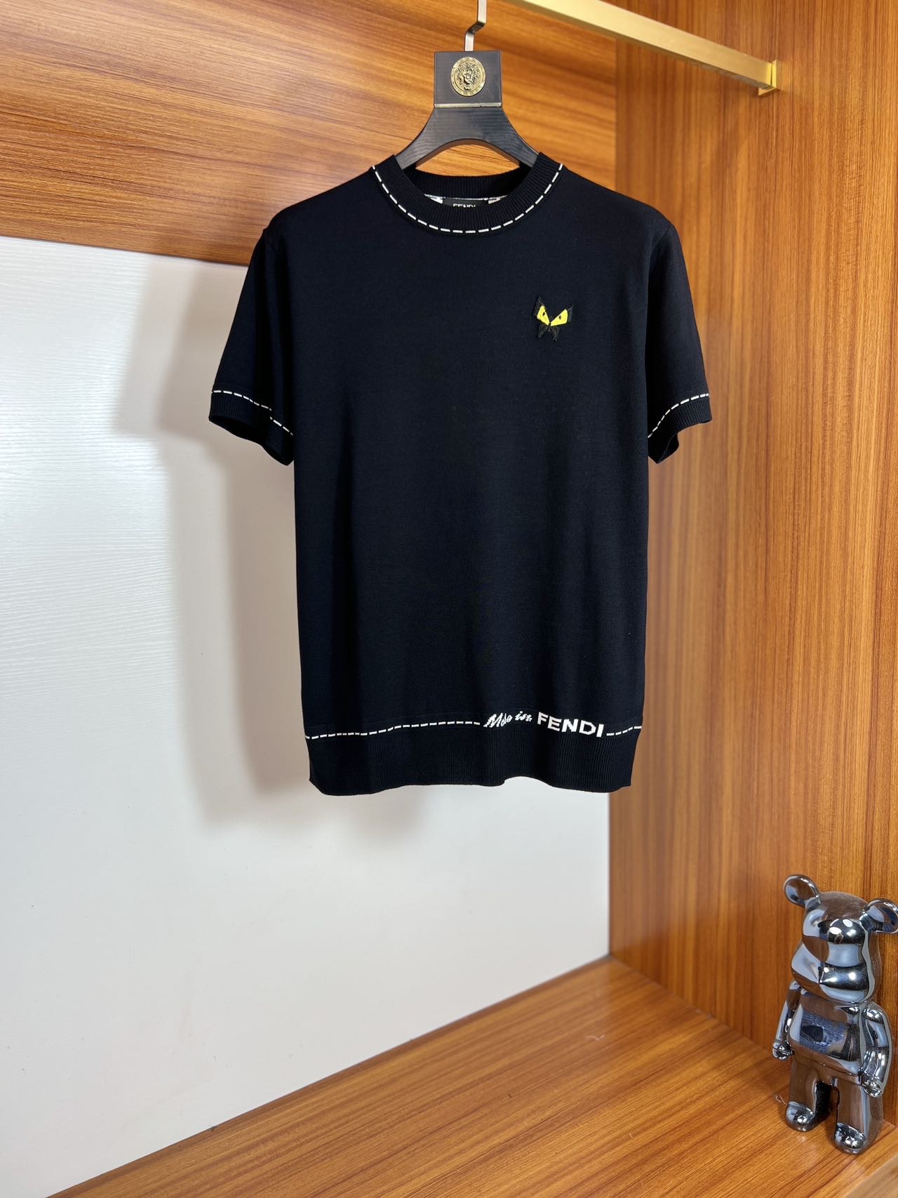 NO:482871,Fendi/Fendi 2025 new spring and summer products are available, complete three standards, round neck sweater, good products do not need to be introduced too much, look at the details, counter number M-XXXL 175/140 Suggestions,,,fendi,fendi,alexander wang19860909Fendi/芬迪 2025年春夏新品上新 三标齐全 圆领针织衫 好货不用过多介绍 看细节 专柜码数M-XXXL 175/140建议L,,,fendi,fendi,alexander wang,Men's clothing